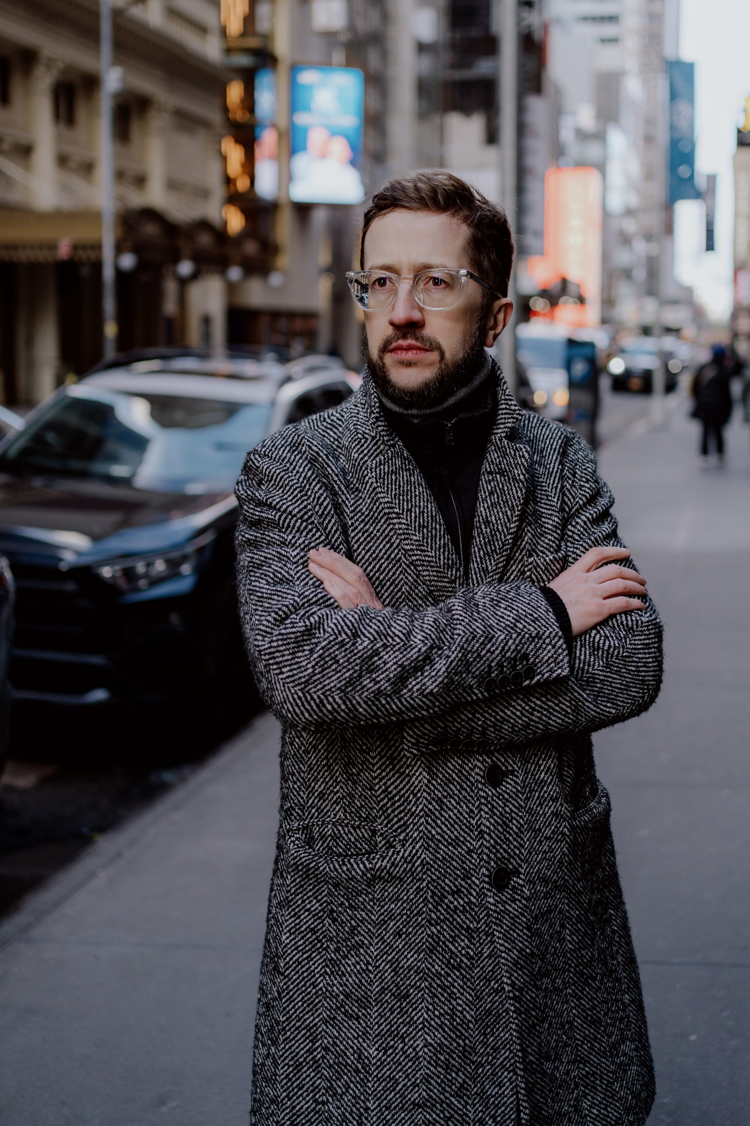 Times Square Family Photography NYC 2025: Perfect Morning Photo Sessions. Videographer and photographer in New York // MAKAROV.VIDEO