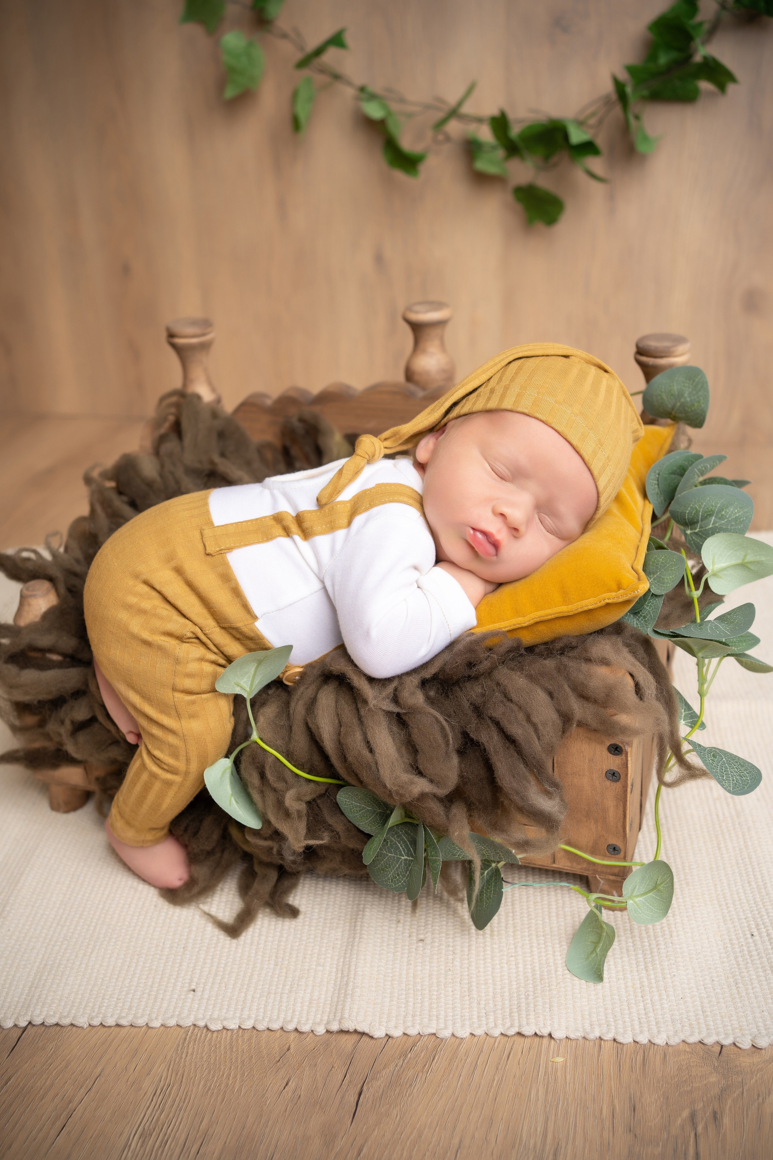 NEWBORN. BabyBumpbyCristinaH