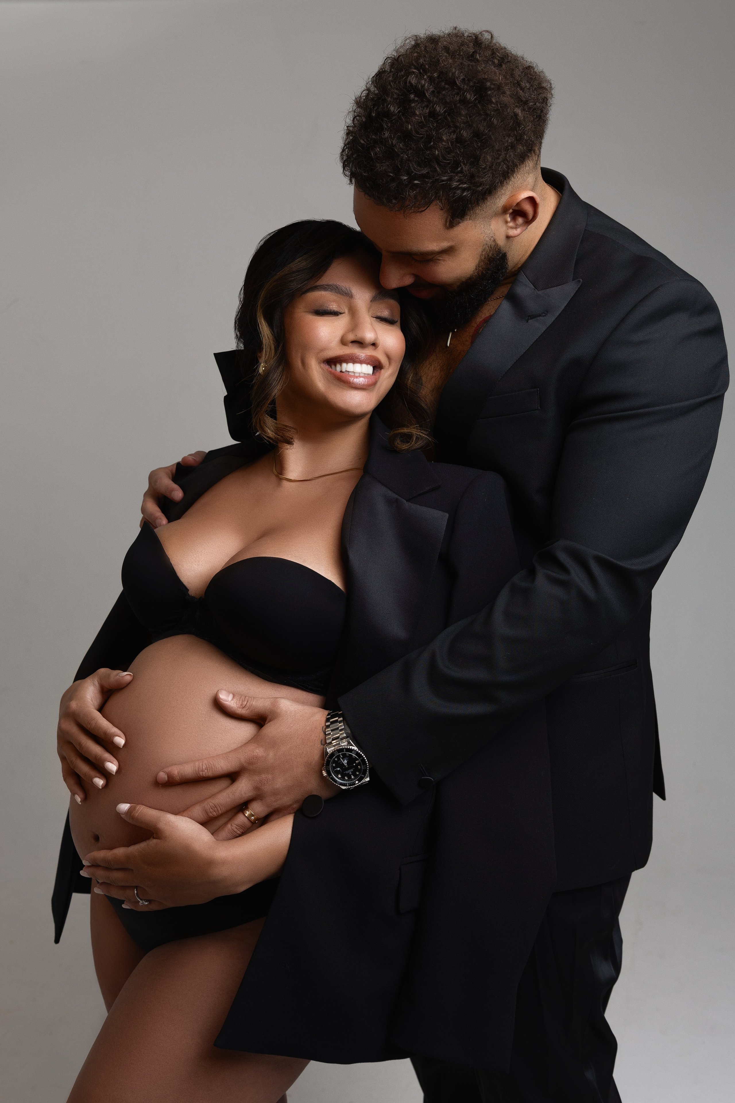 Julia Kuzmovych personal and pregnancy photographer in London