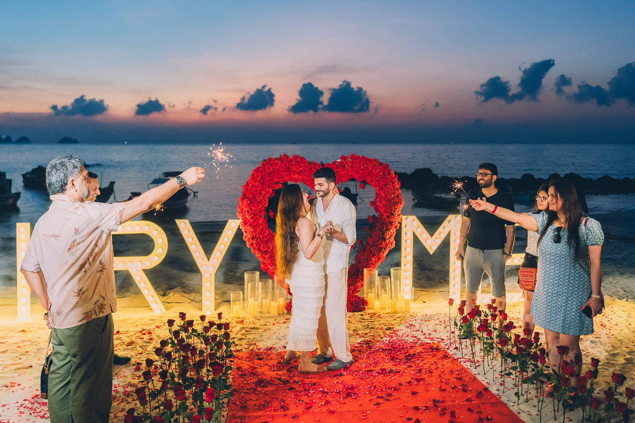 Invite friends. Romantic proposal on Koh Samui, Thailand