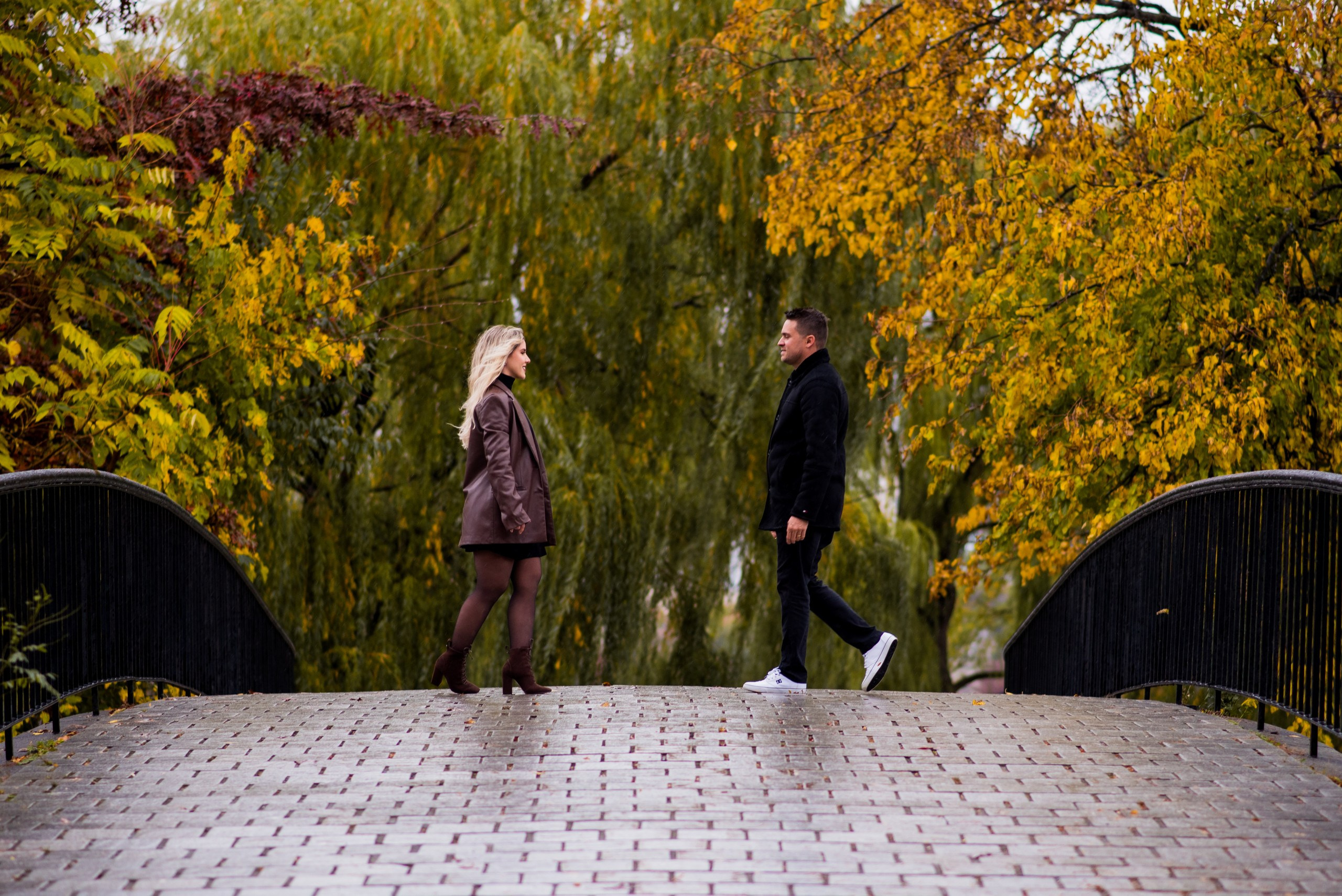 Capturing Fall Love: Shelen and Marcelo’s Romantic Photoshoot in Boston. Wedding photographer in Orlando, Boston & New York Anderson Marques