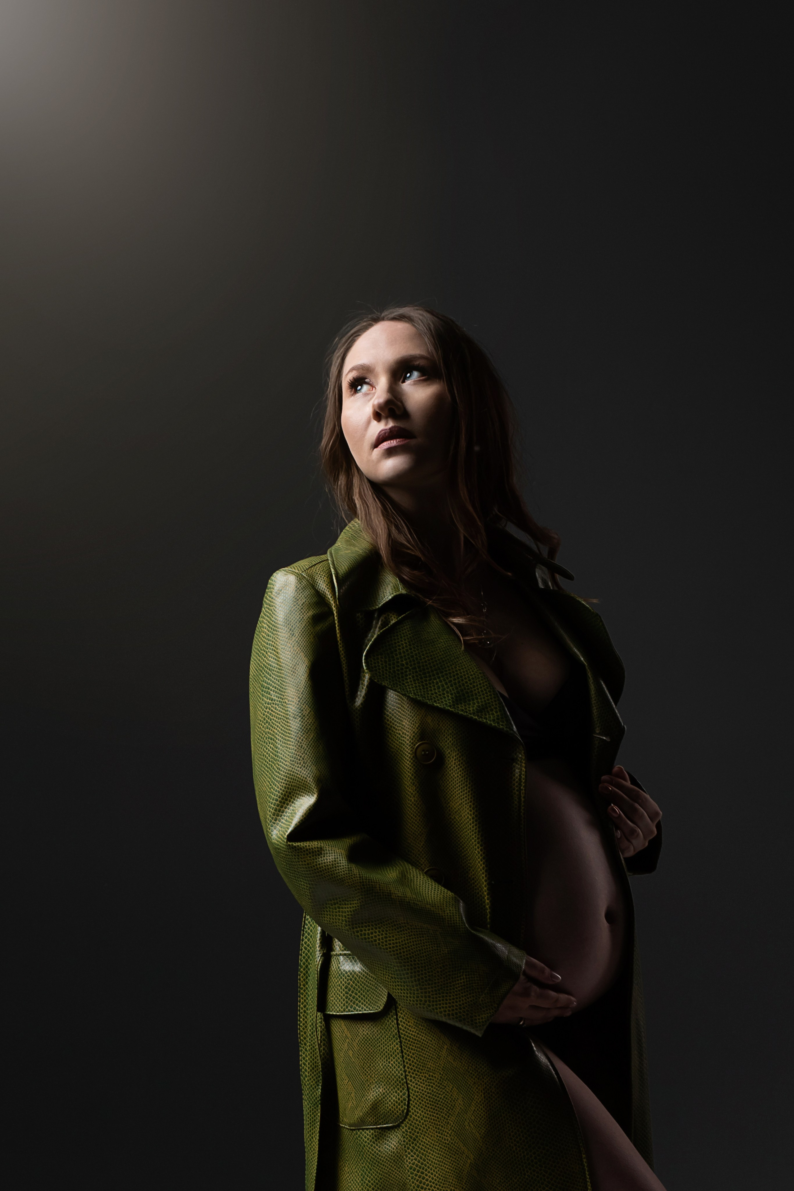 Photo shoot in minimalist style. Professional photographer in Spain