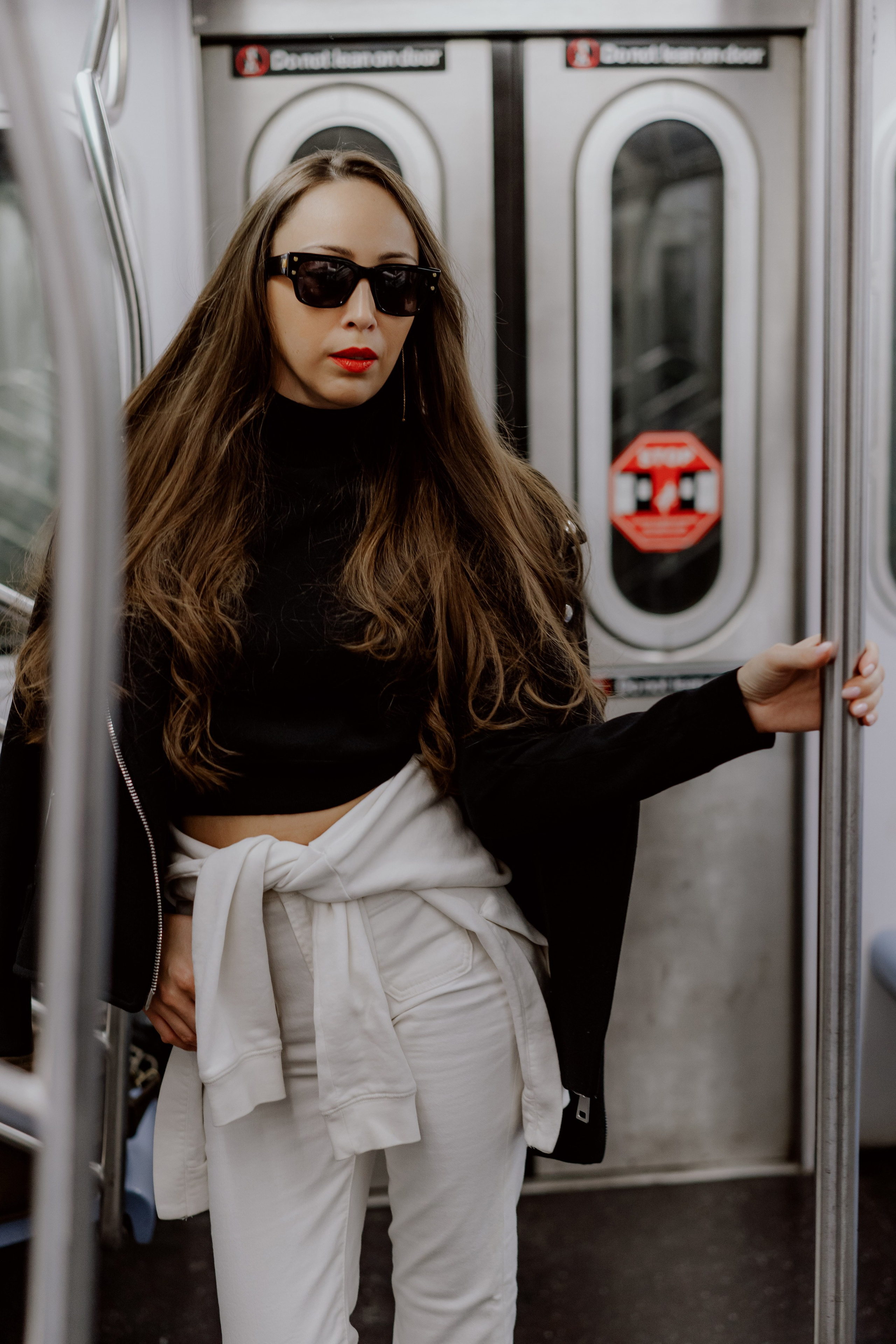 NYC Subway Portrait Photography | Underground Photo Sessions New York. Videographer and photographer in New York // MAKAROV.VIDEO