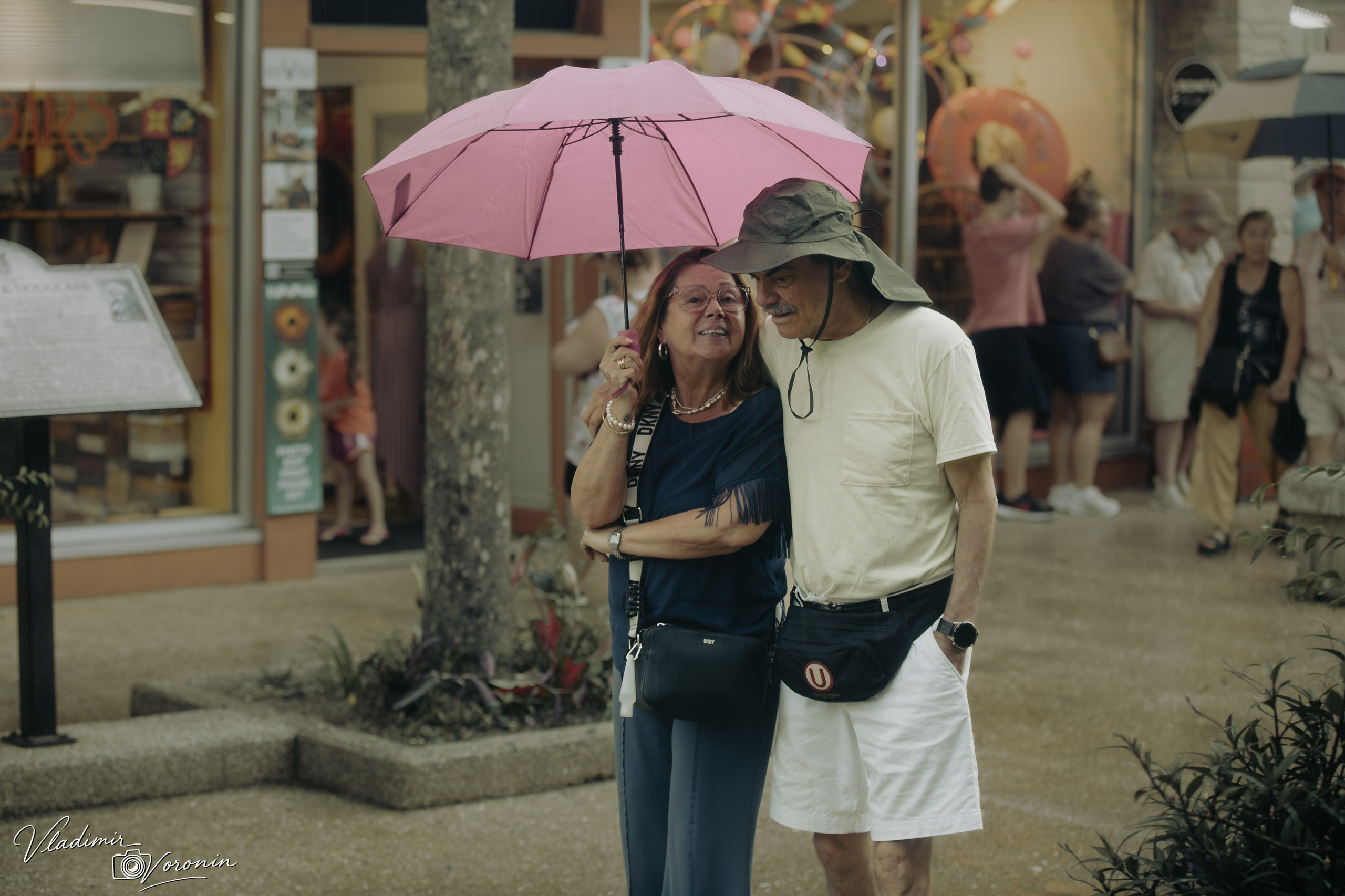 Rain in downtown. Photographer St. Augustine
