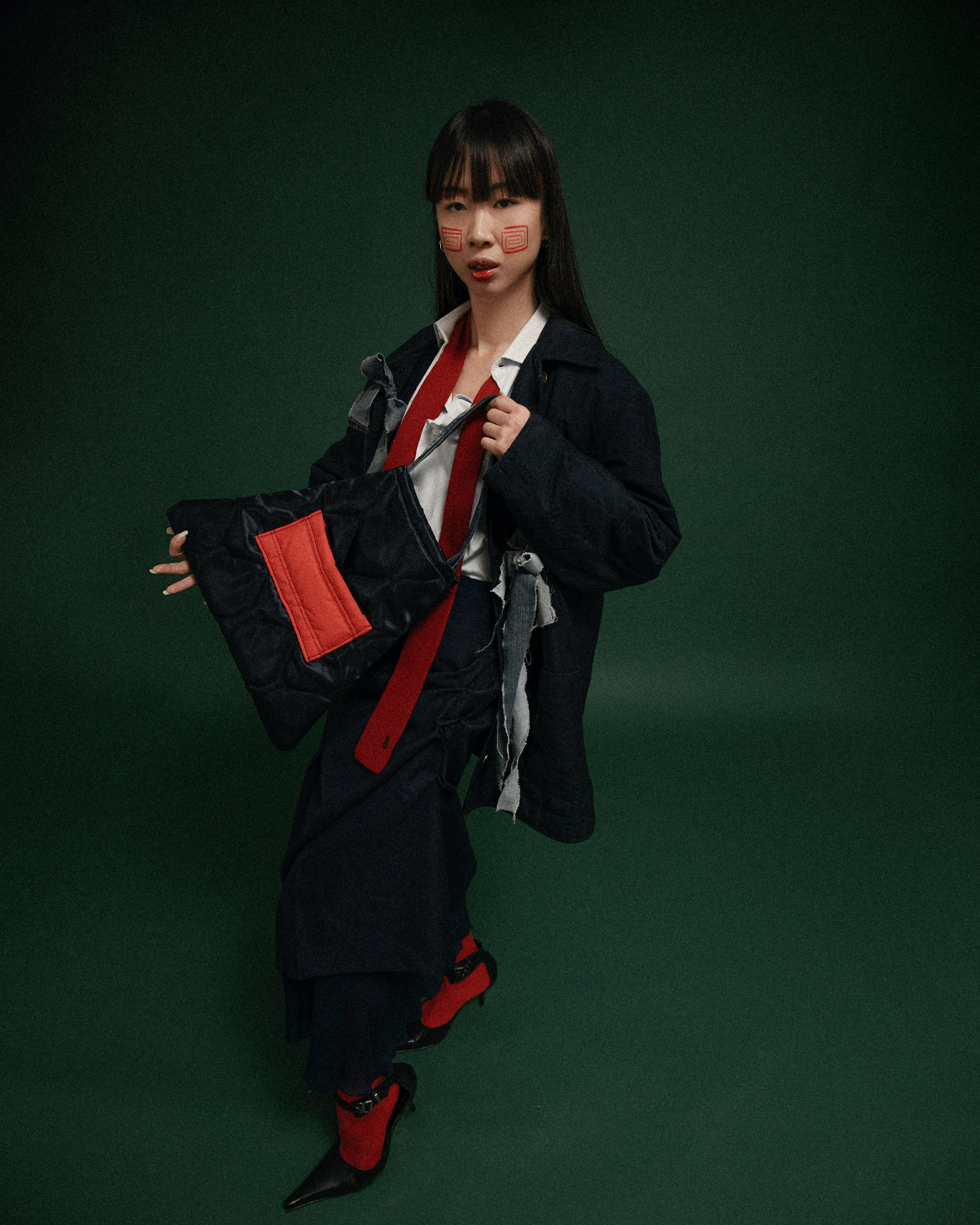 Garage Sale Bags & Accessories visual campaign. Aura Studio / co-design space