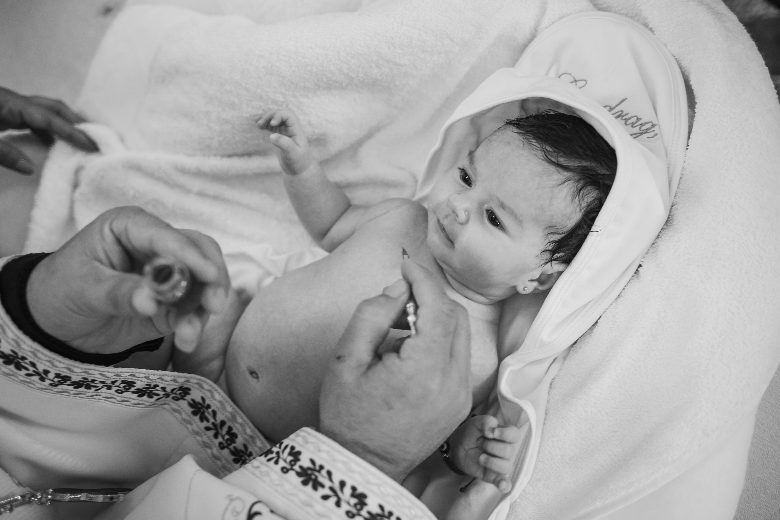 Fotografie profesională pentru evenimente Constanţa – nuntă, botez, cununie civilă. Elena Mascan – Fotograf newborn, maternitate, portret, smash the cake & branding personal | La Femme Studio Photograpy|Constanţa