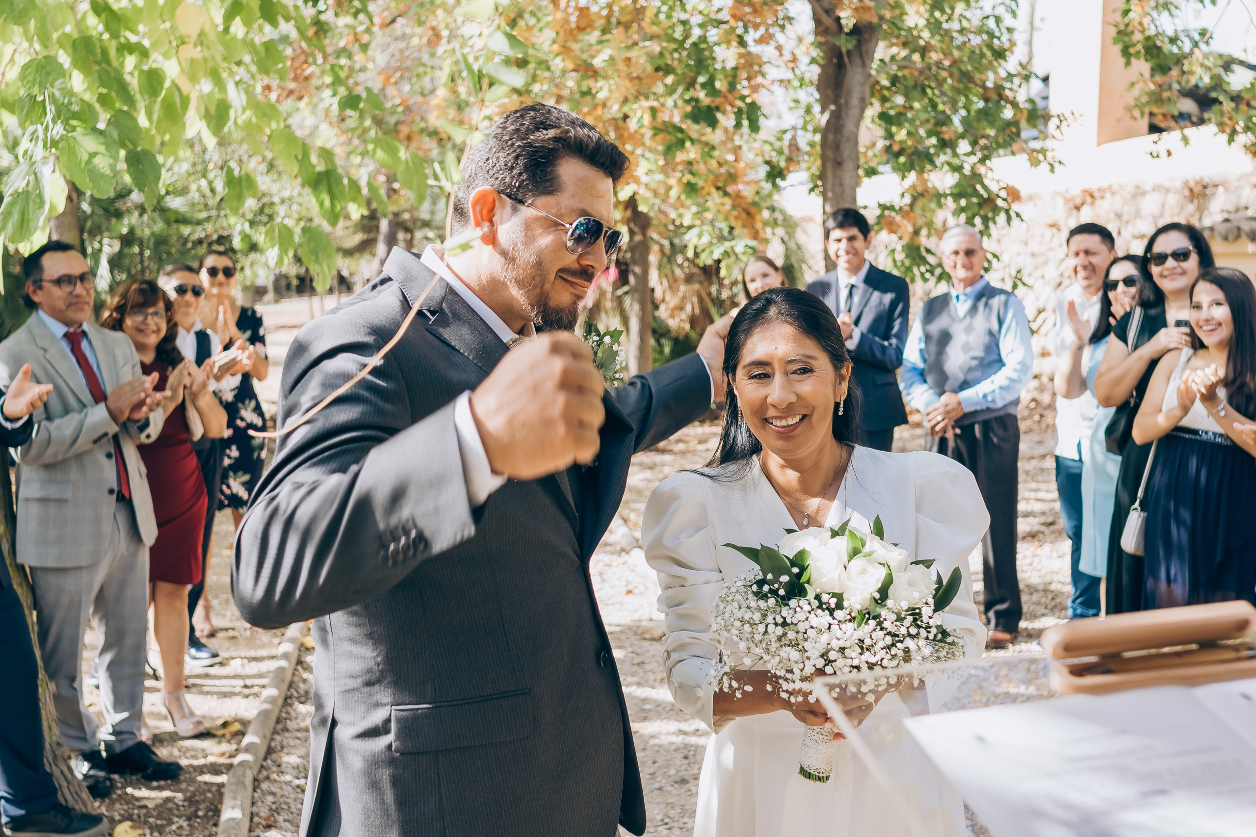Sincere emotions at a wedding photo shoot. Photographer in Mallorca