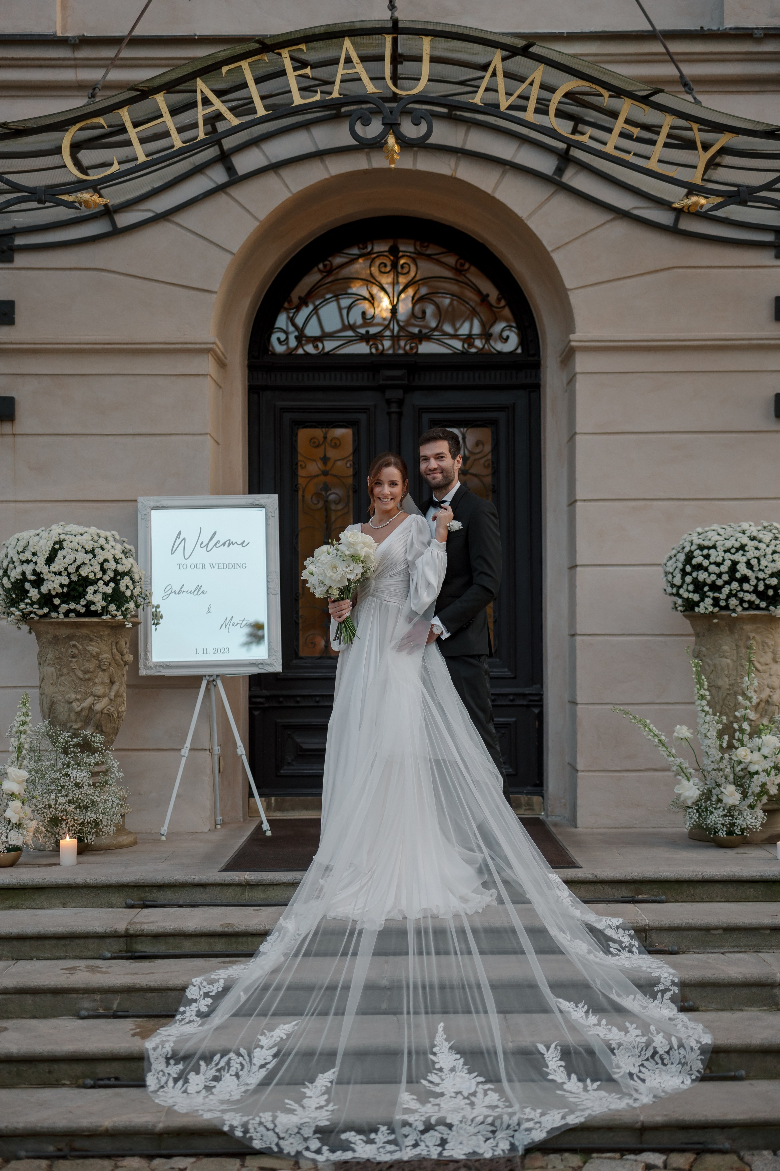 Timeless Romance: Gabriela & Martin's Wedding. Raw Studio: Capturing Elegant weddings accross Europe