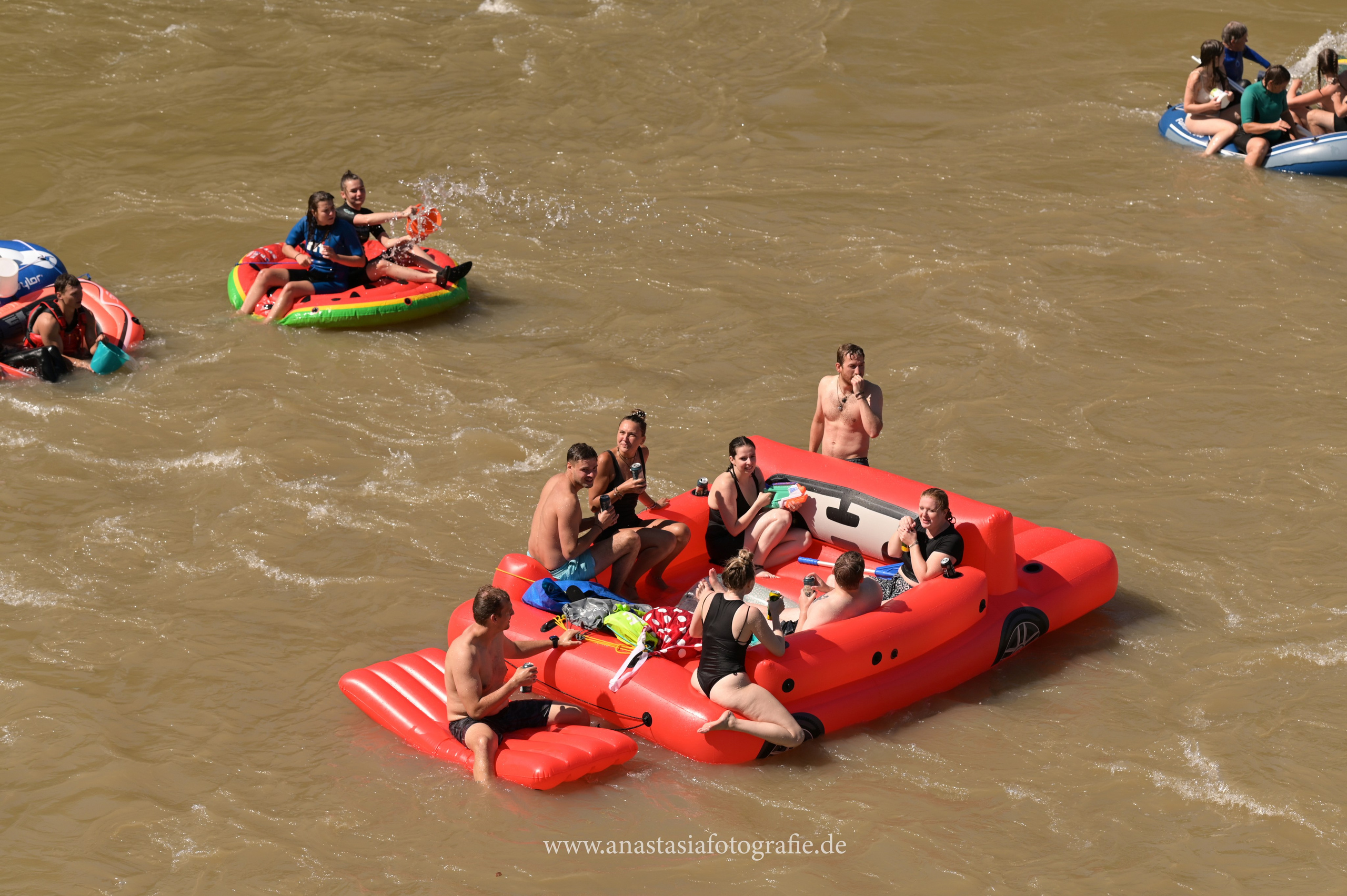 Nabada Ulm 2025. Newbornfotograf Kinderfotograf Ulm Familienfotograf Anastasia Neu-Ulm