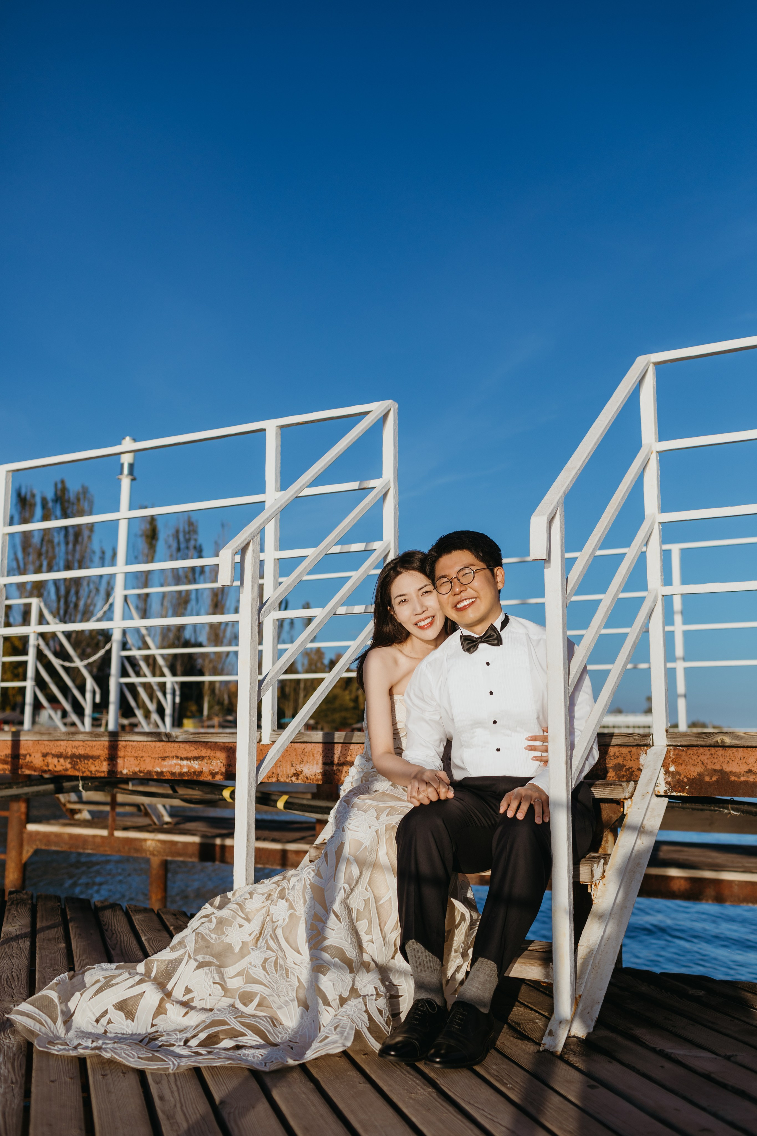 Чесан и Лиса (South Korea) — свадебная фотосессия на Иссык-Куле, пансионат “Каприз” | Chisun & Lisa — Issyk-Kul Lake wedding photos, Capriz. Фотограф в Бишкеке Оксана Шувалова