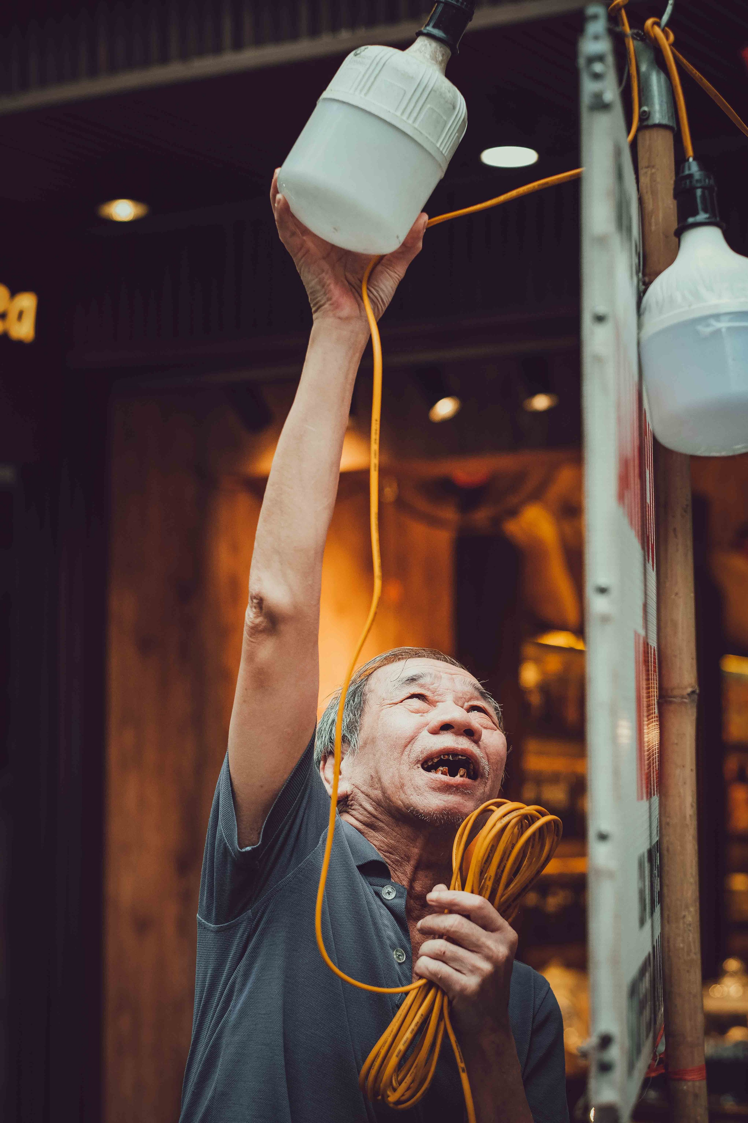 Hanoi street photography | Photo by Yukophotography 📸