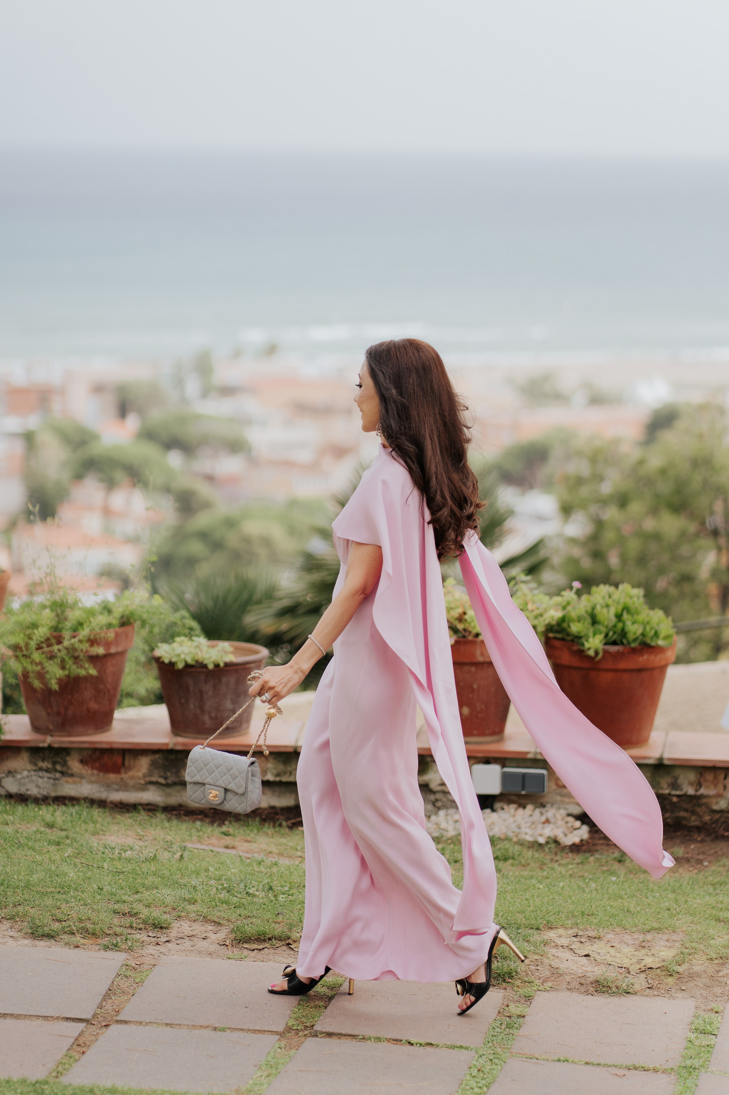 Barcelona Wow Dress Rental Luxury Photoshoot. DiaFoto — Wow Photographer in Barcelona | Premium Barcelona Photoshoot Experience