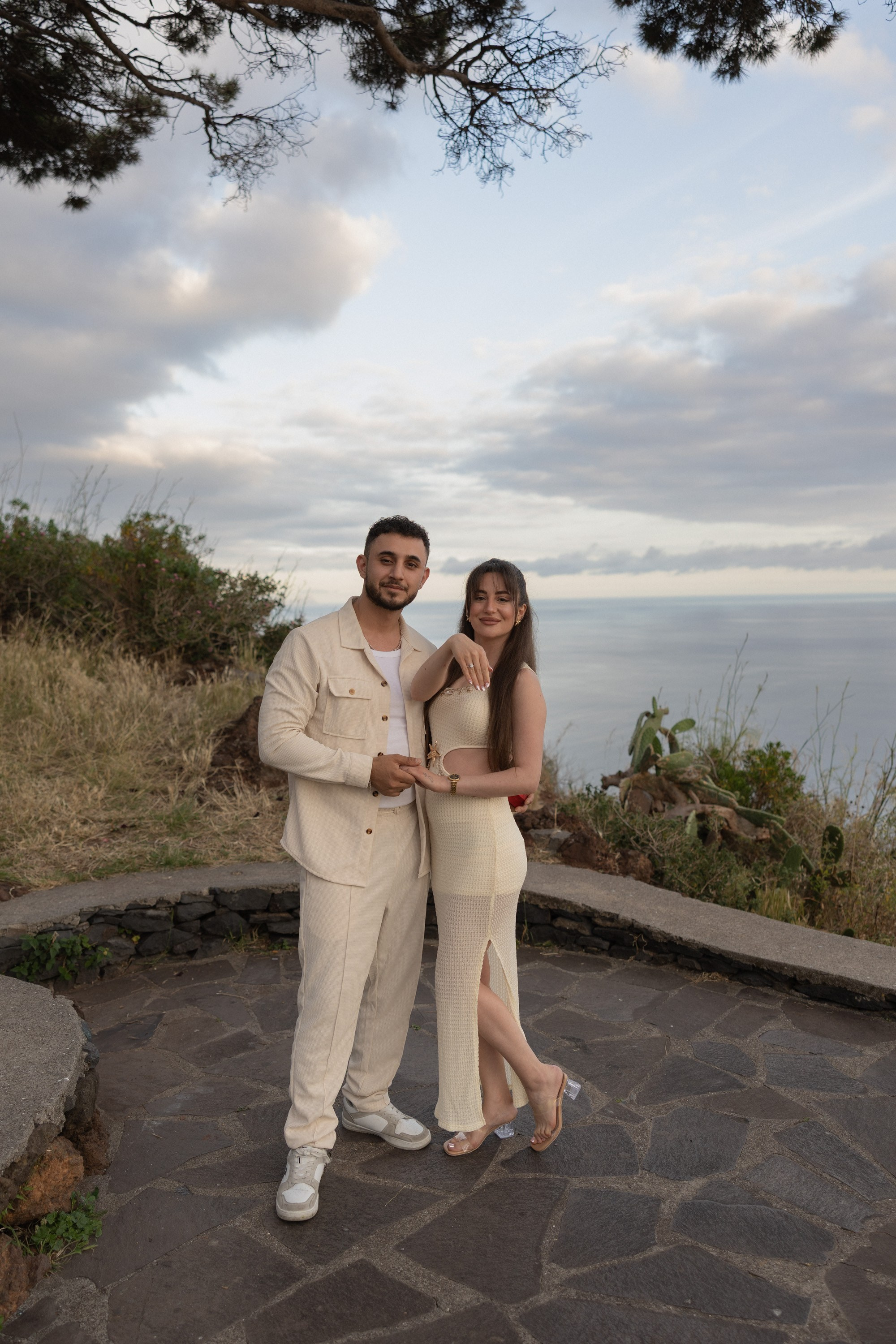 Secret proposal engagement photoshoot in Funchal Madeira. Fotógrafa na Madeira para casais, pedidos de casamento, elopements e casamentos íntimos | Tatiana