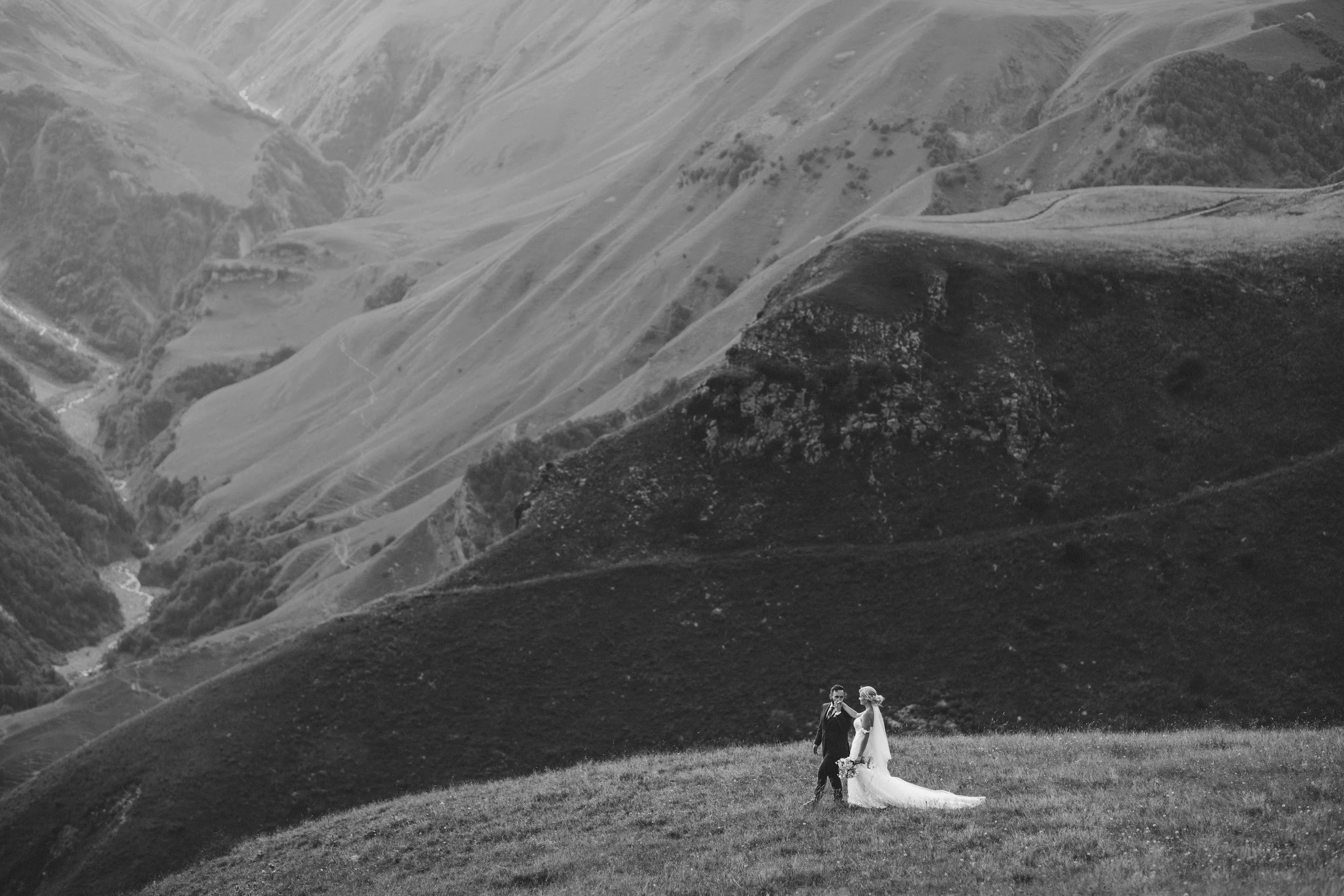 Wedding in Mountains of Georgia. Art Event Studio — Wedding in Georgia with professionals