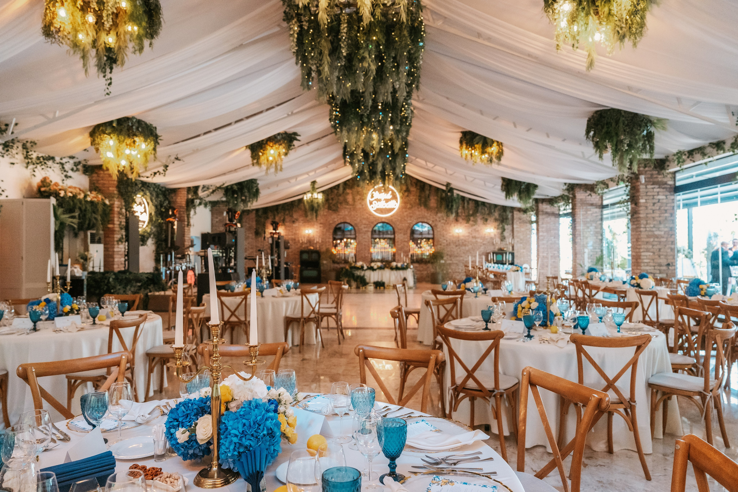 Christiana & Gyuszi. Dara Lens | The art of remembering