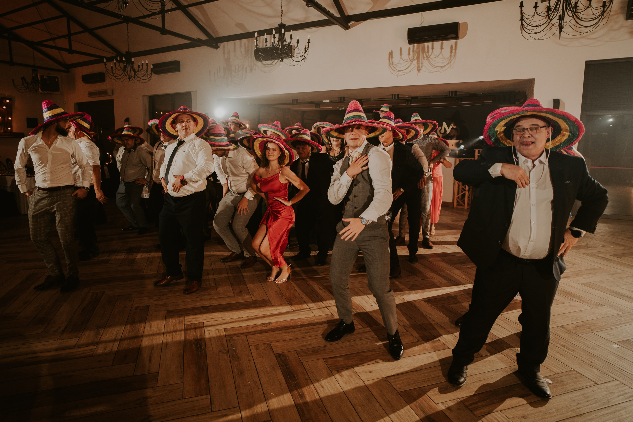 Trzy Drzewa: wspaniała uroczystość Wiktorii i Kamila. Karkowskafoto - fotografia miłości