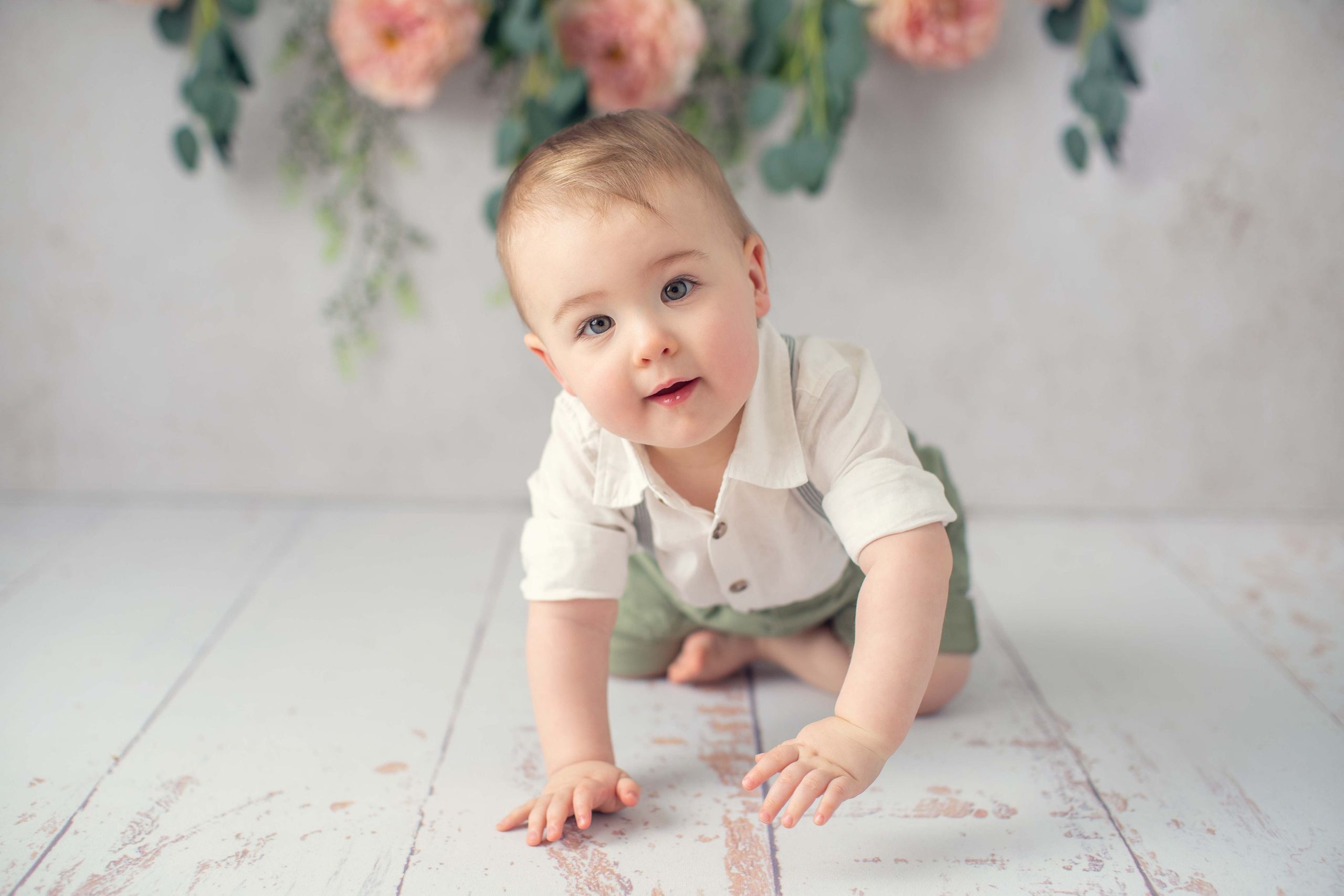 Cake Smash Baby Photoshoot Hills Disctrict Sydney, family photographer