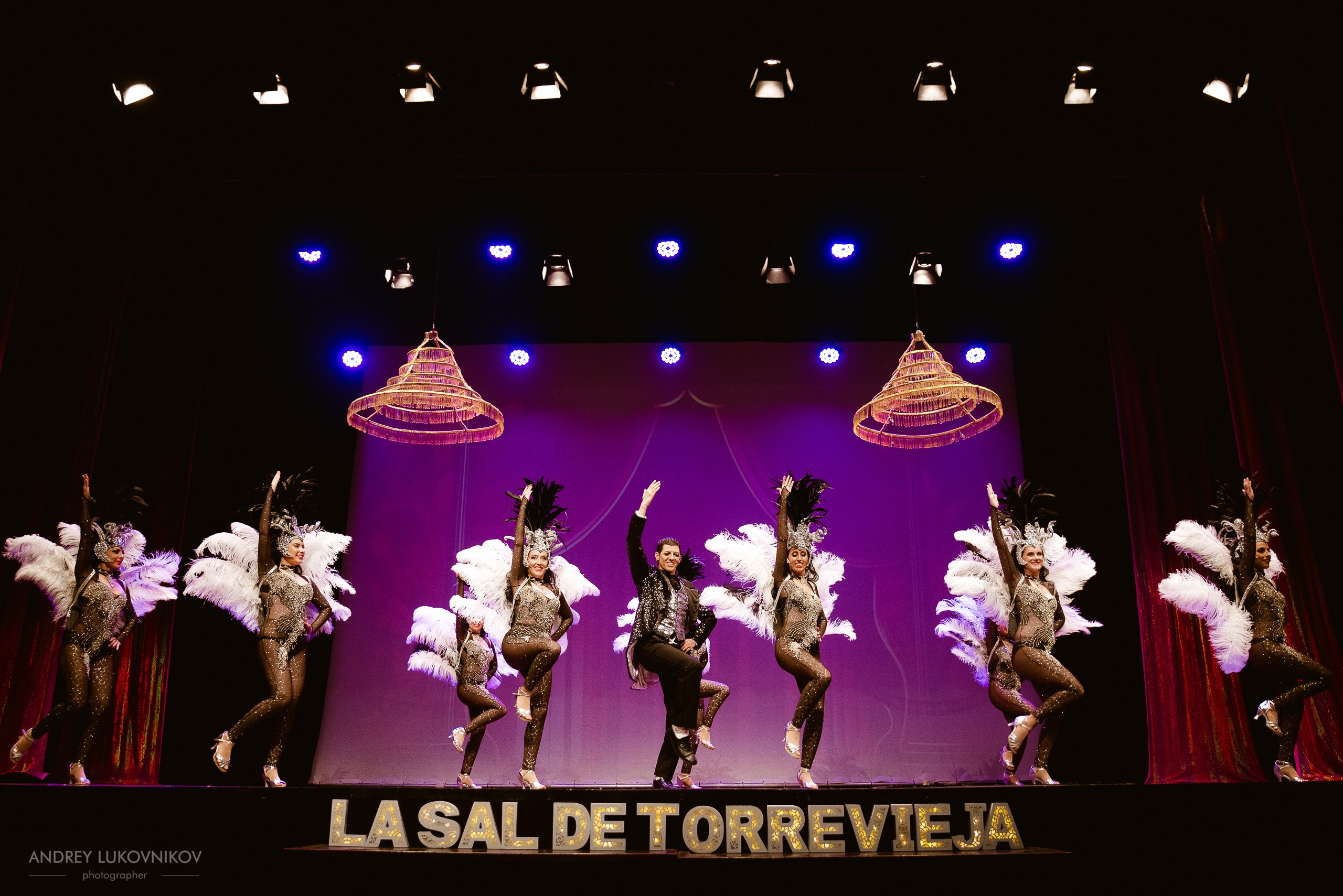 Reportaje fotográfico y rodaje entre bastidores del concierto de La Sal de Torrevieja en España