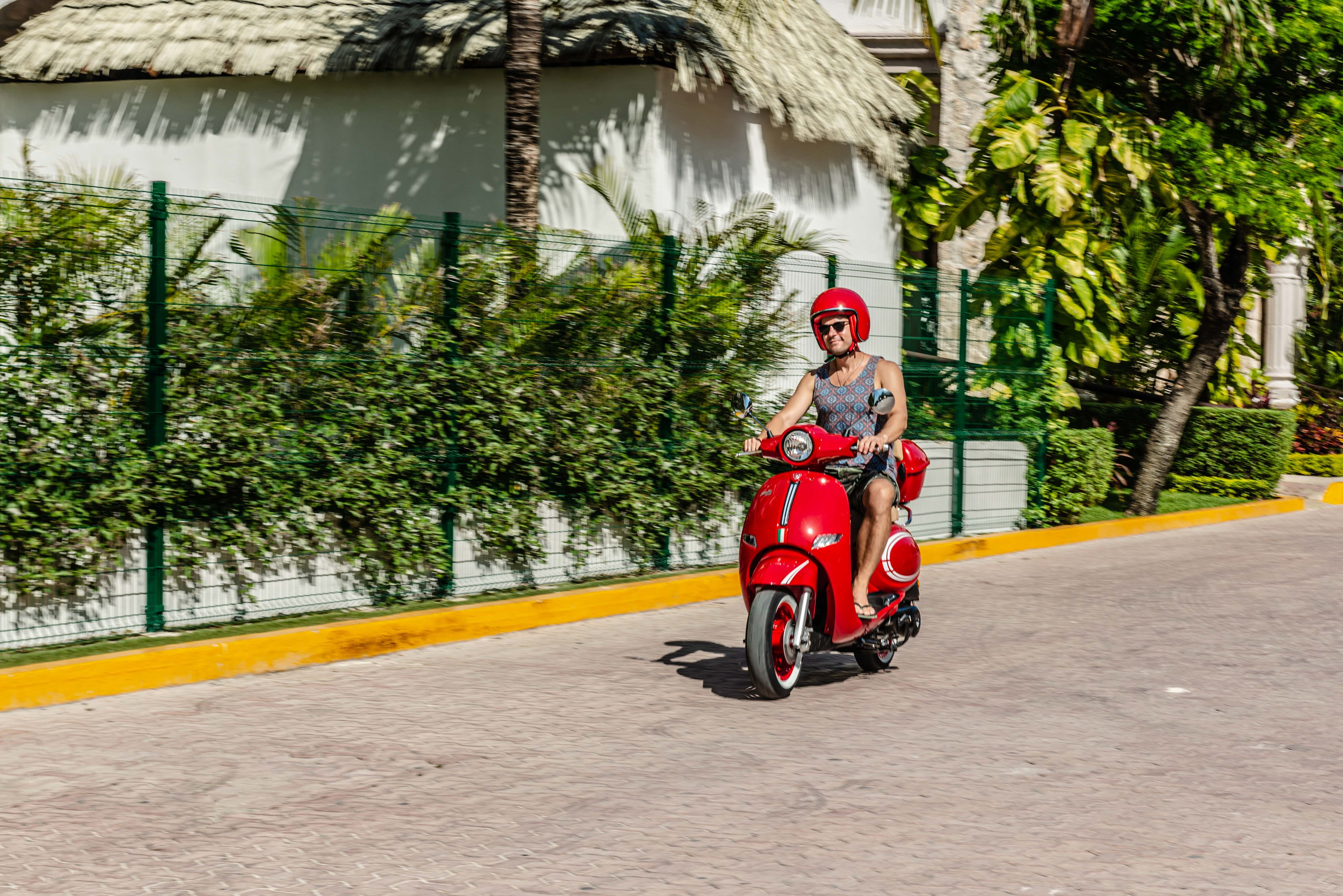 Scooter Photography for Rental Website in Mexico. PHOTOGRAPHER QUINTANA ROO