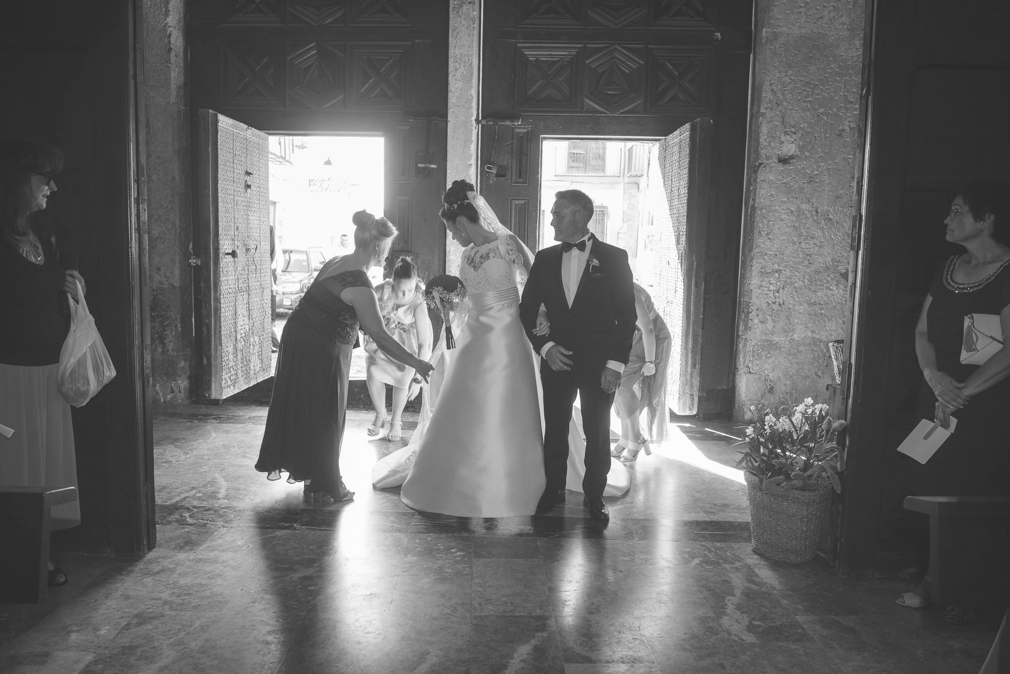 Boda de Héctor y Sheila · Templo del Salvador, Requena · Javier Poveda