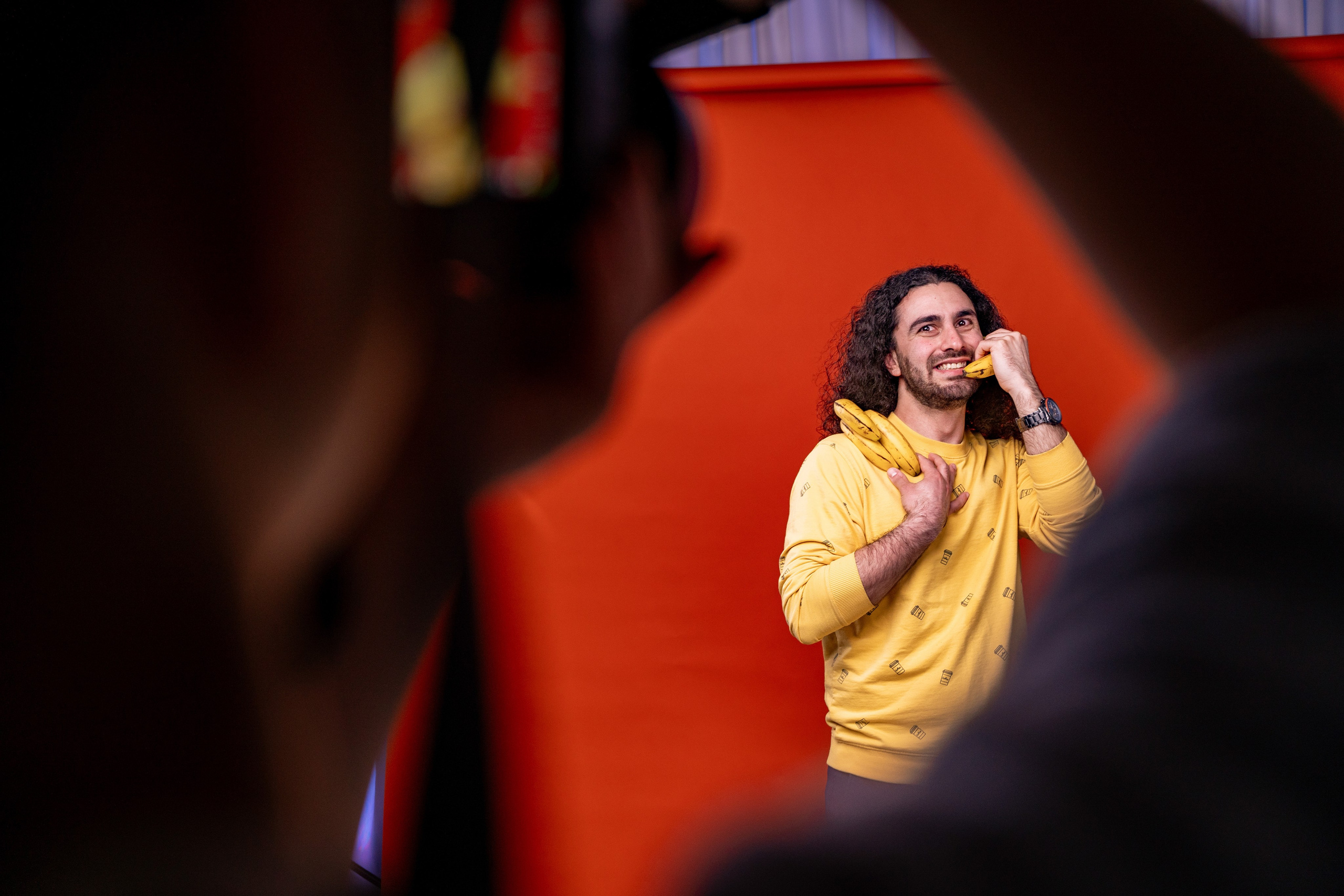 Media Agency Photoshoot — Raymond | Behind-the-Scenes Photography. Photographer in Chisinau — Raymond | Portraits, Events & Product Photography