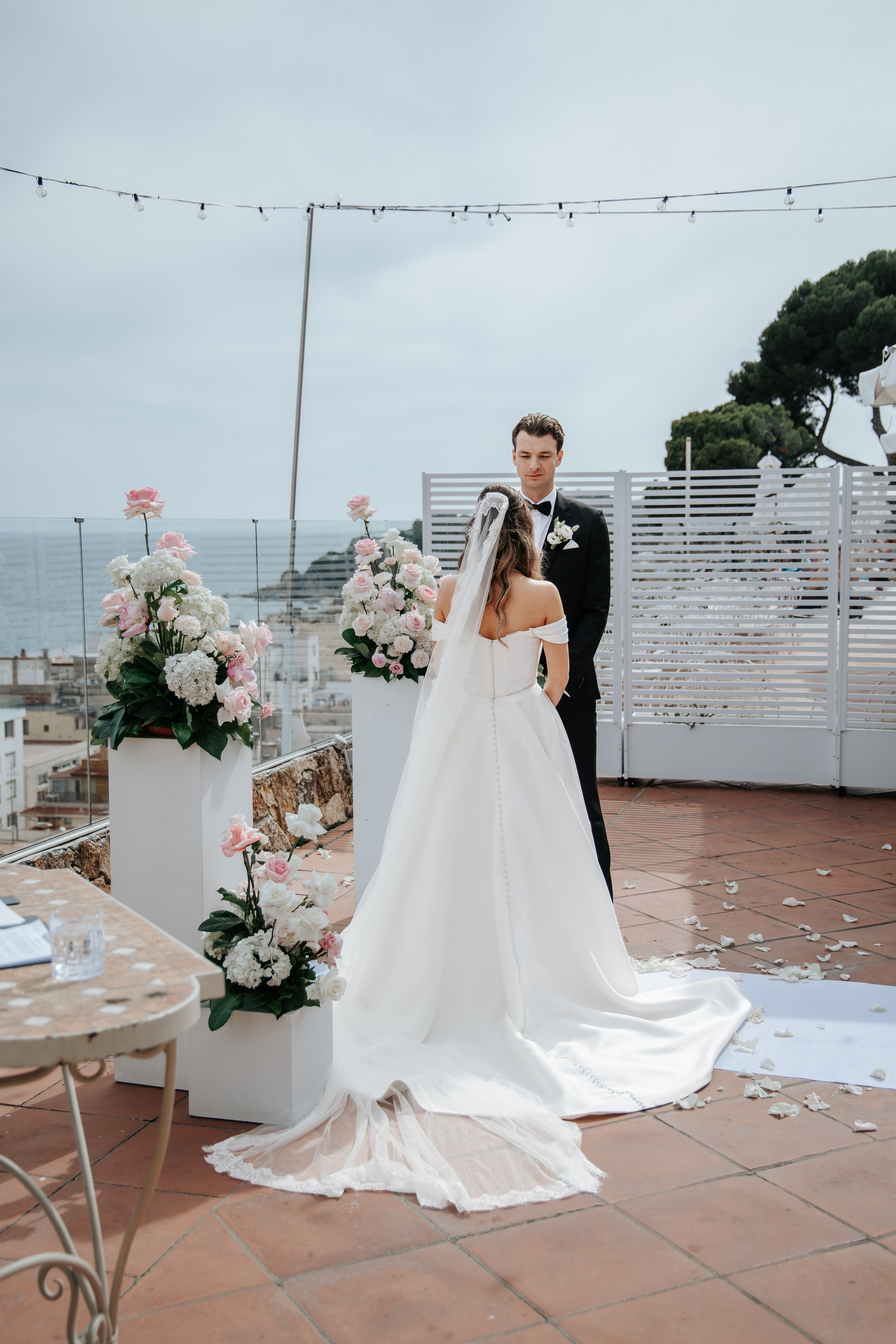 Sabina & Lucas, 06/06/2026, Hotel Roger de Flor, Lloret de Mar. Fotógrafa de bodas en Girona, Costa Brava | Wedding Photographer Evgenia Gruntovaya