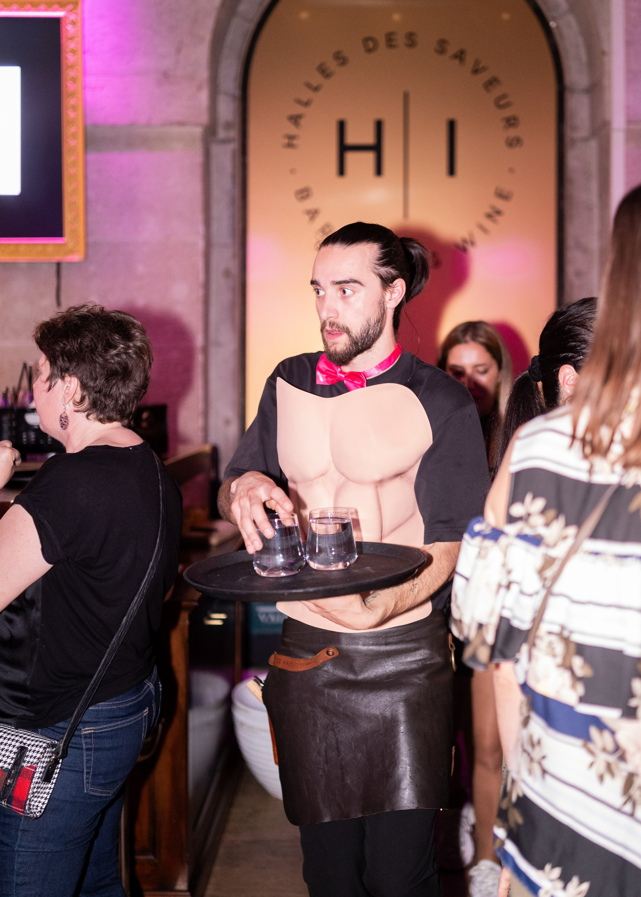 Soirée « Give Mama a Drink » aux Halles de l’Île – Photographe d’événements à Genève, Eugenia Andres. Photographe à Genève - Eugenia Andres