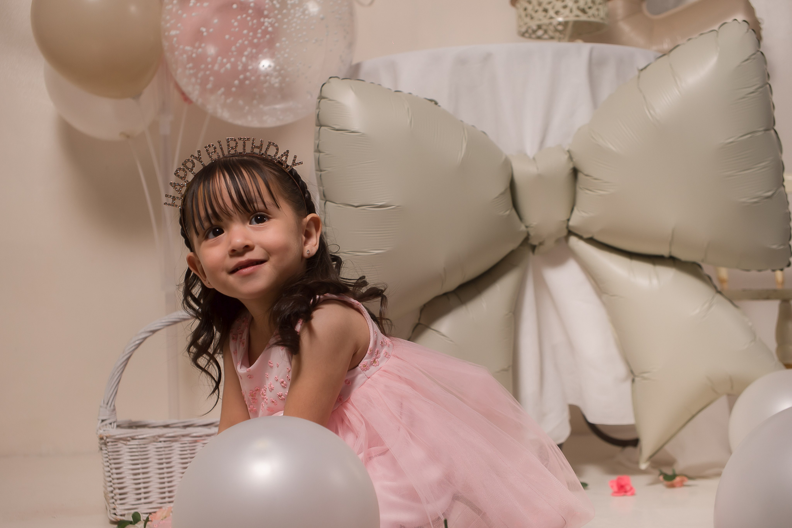 Cumple años en estudio. Https://fotorecuerdosjrz.com/