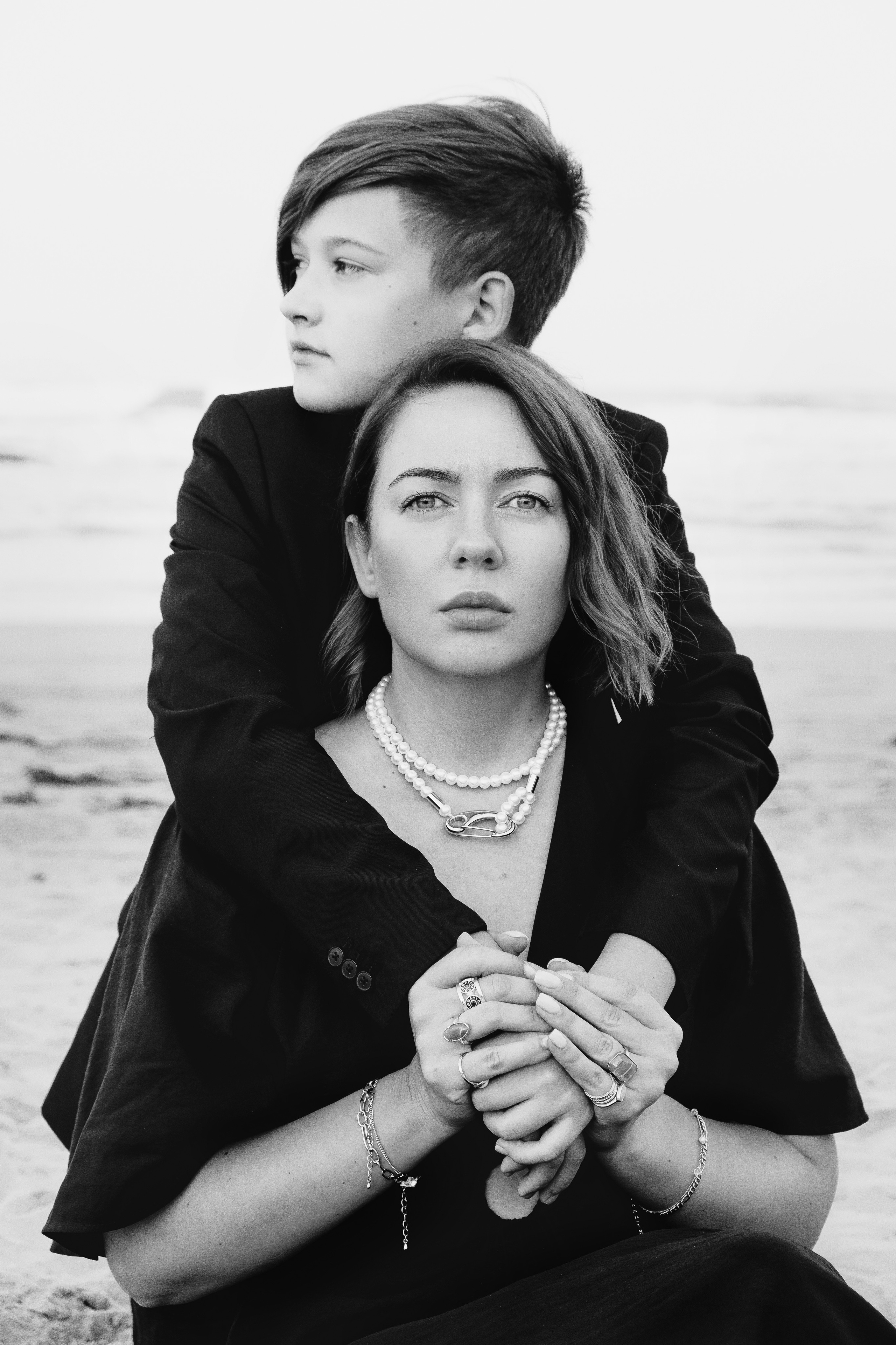 Atmospheric family photo session on the beach