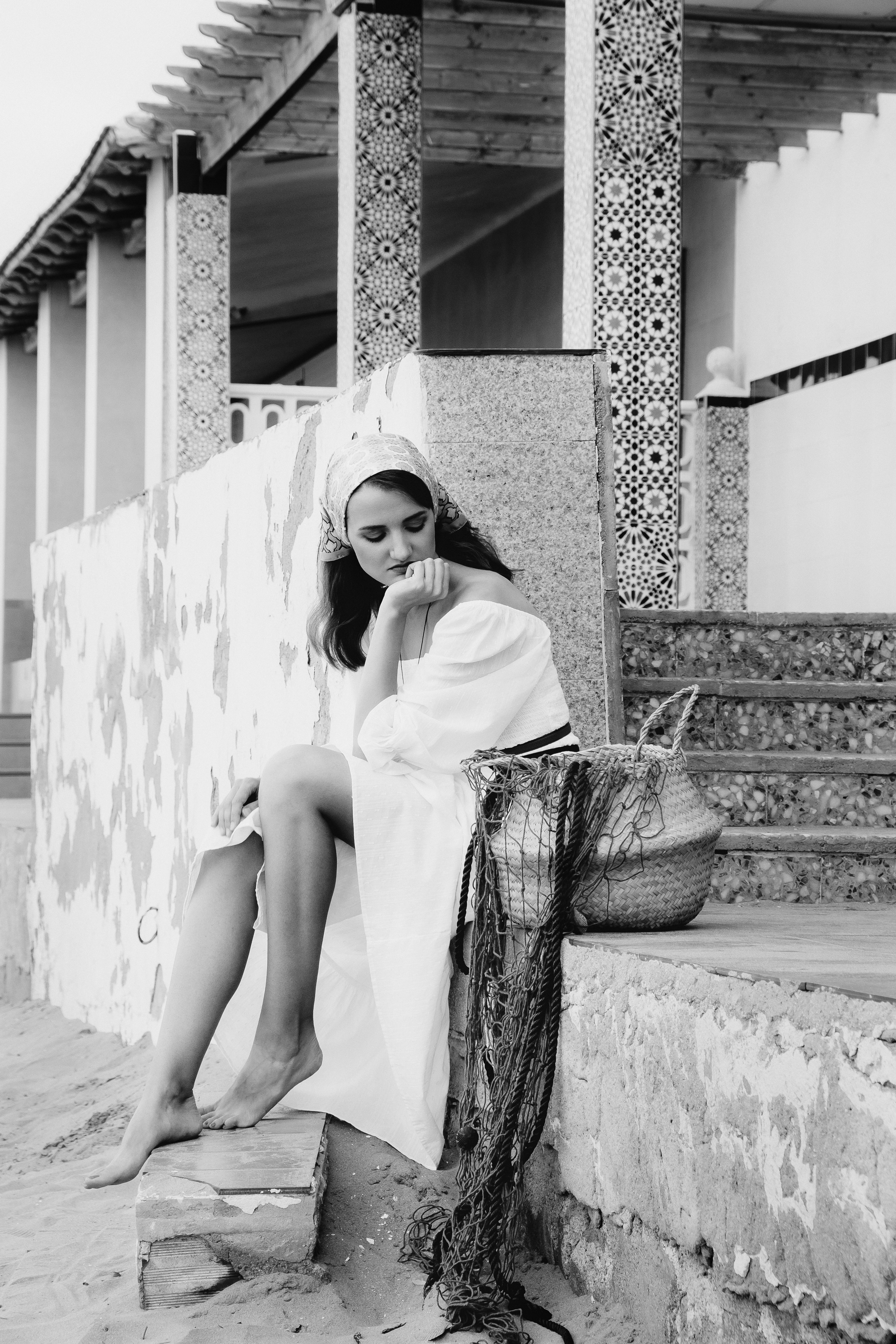 Atmospheric photo session by the sea