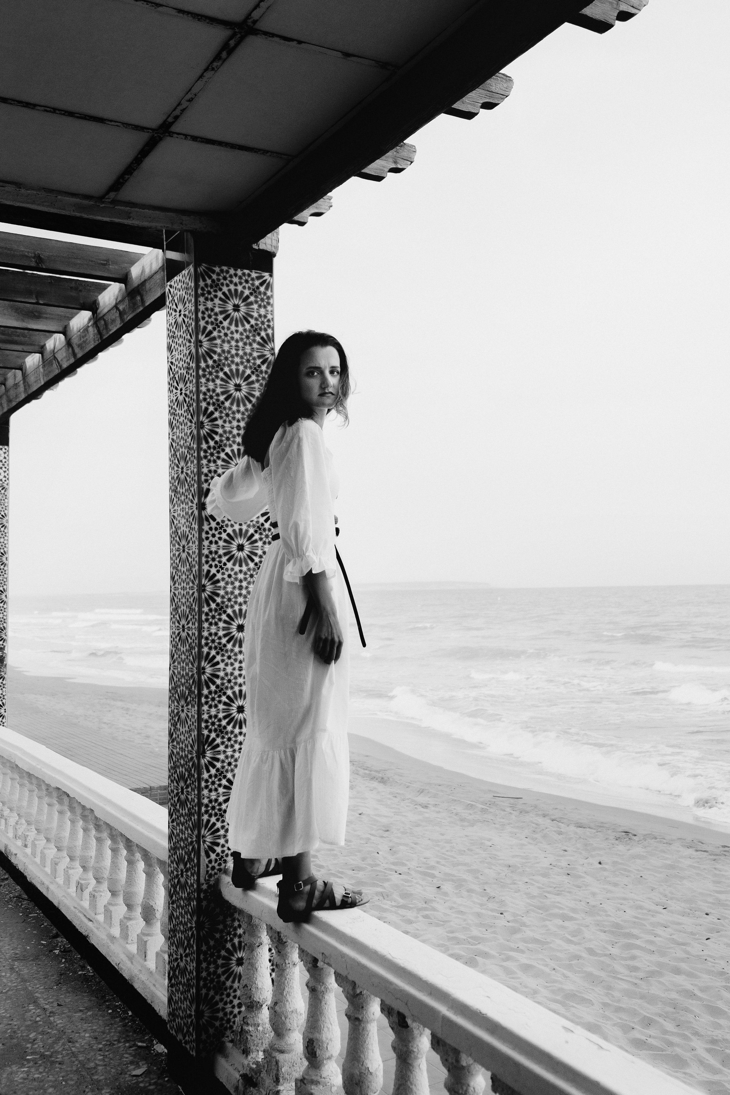 Atmospheric photo session by the sea