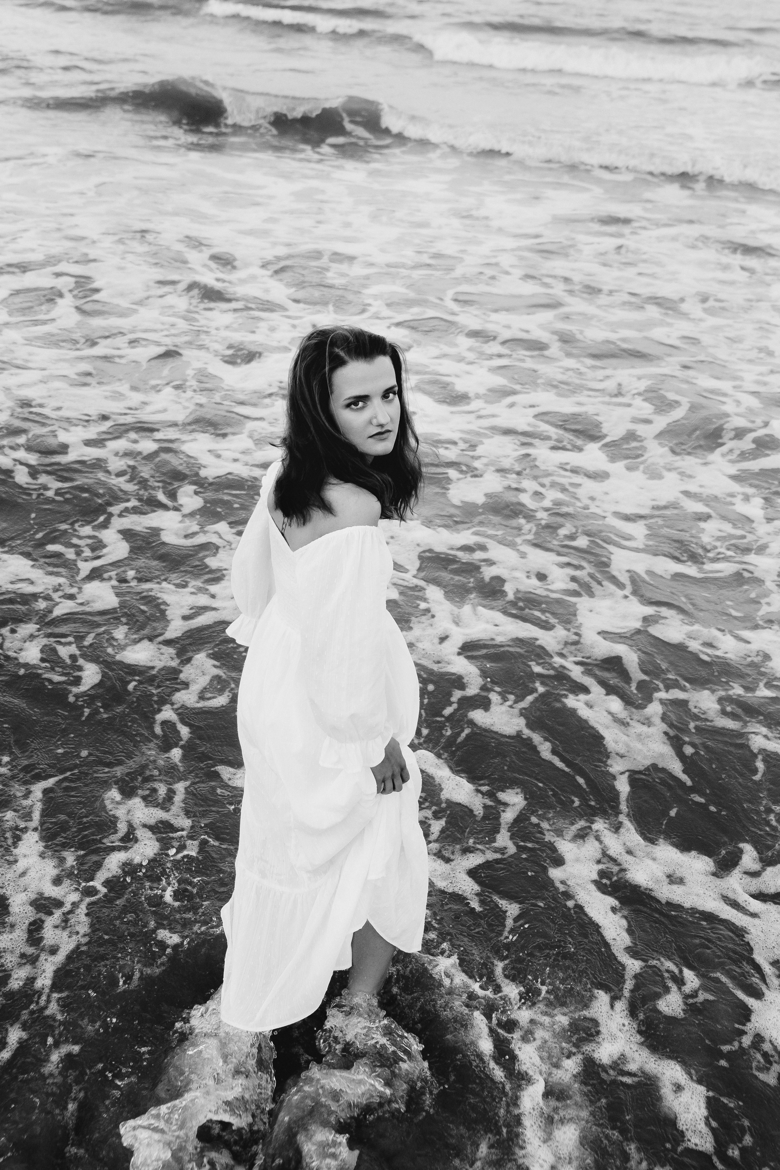 Atmospheric photo session by the sea