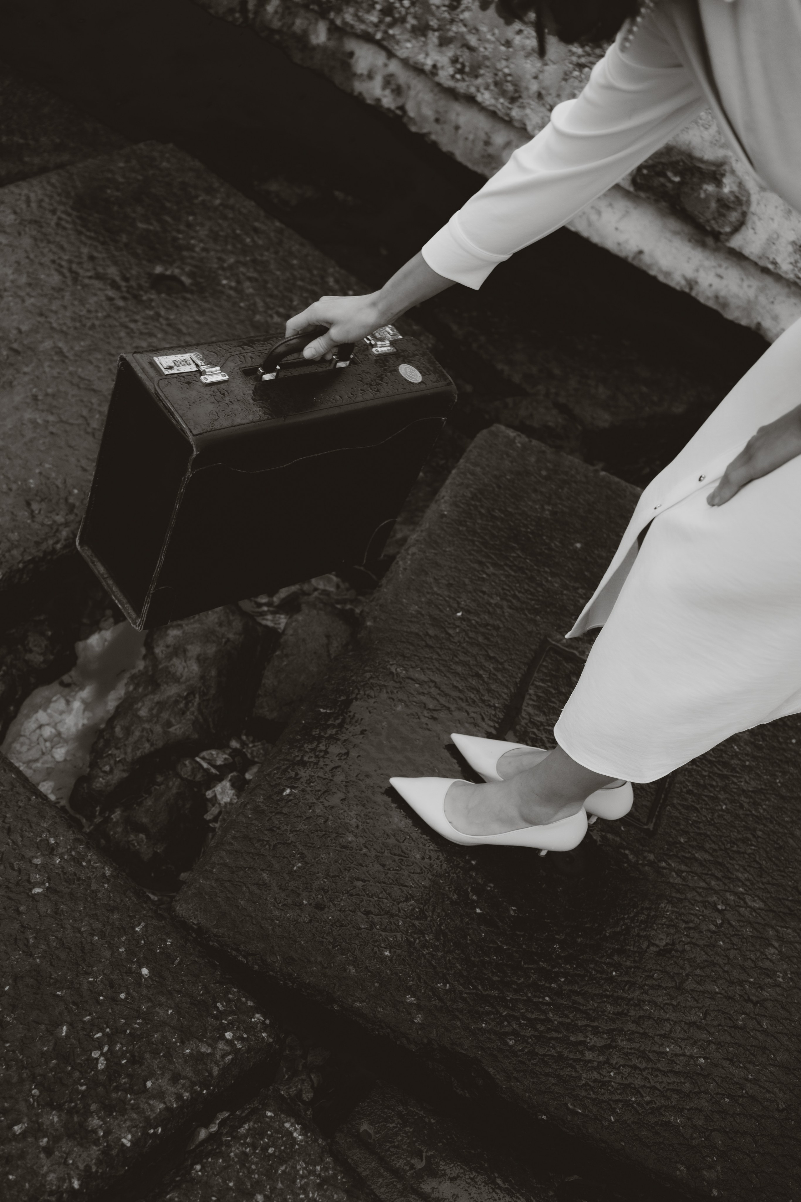 The heavy baggage she left behind. Anna Chekryshova — Authorial Portrait Photographer in Tallinn