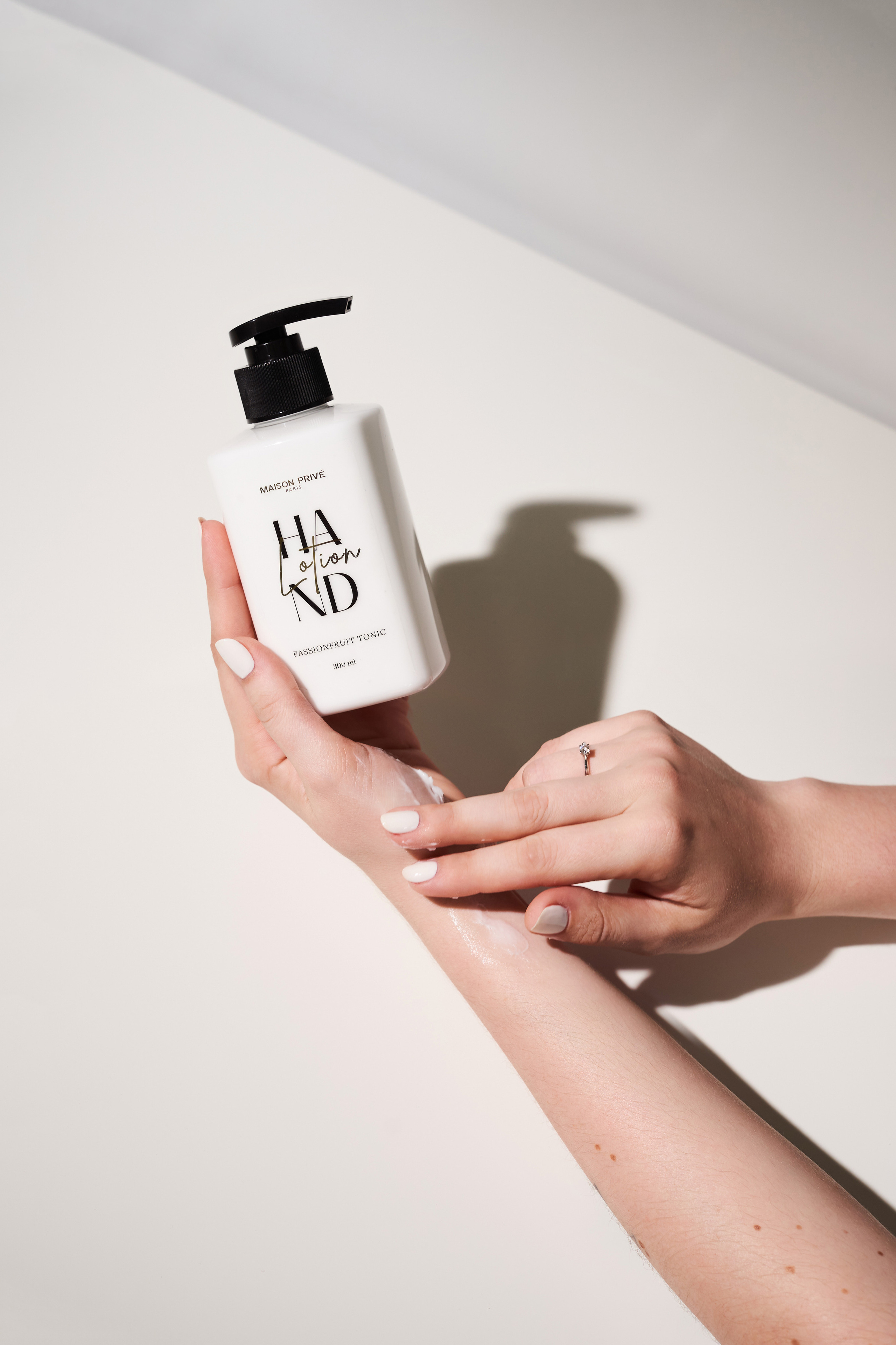 “Maison Prive” įvaizdinė fotosesija. Fotografas Jevgenijus Misevič — misevicphoto.com