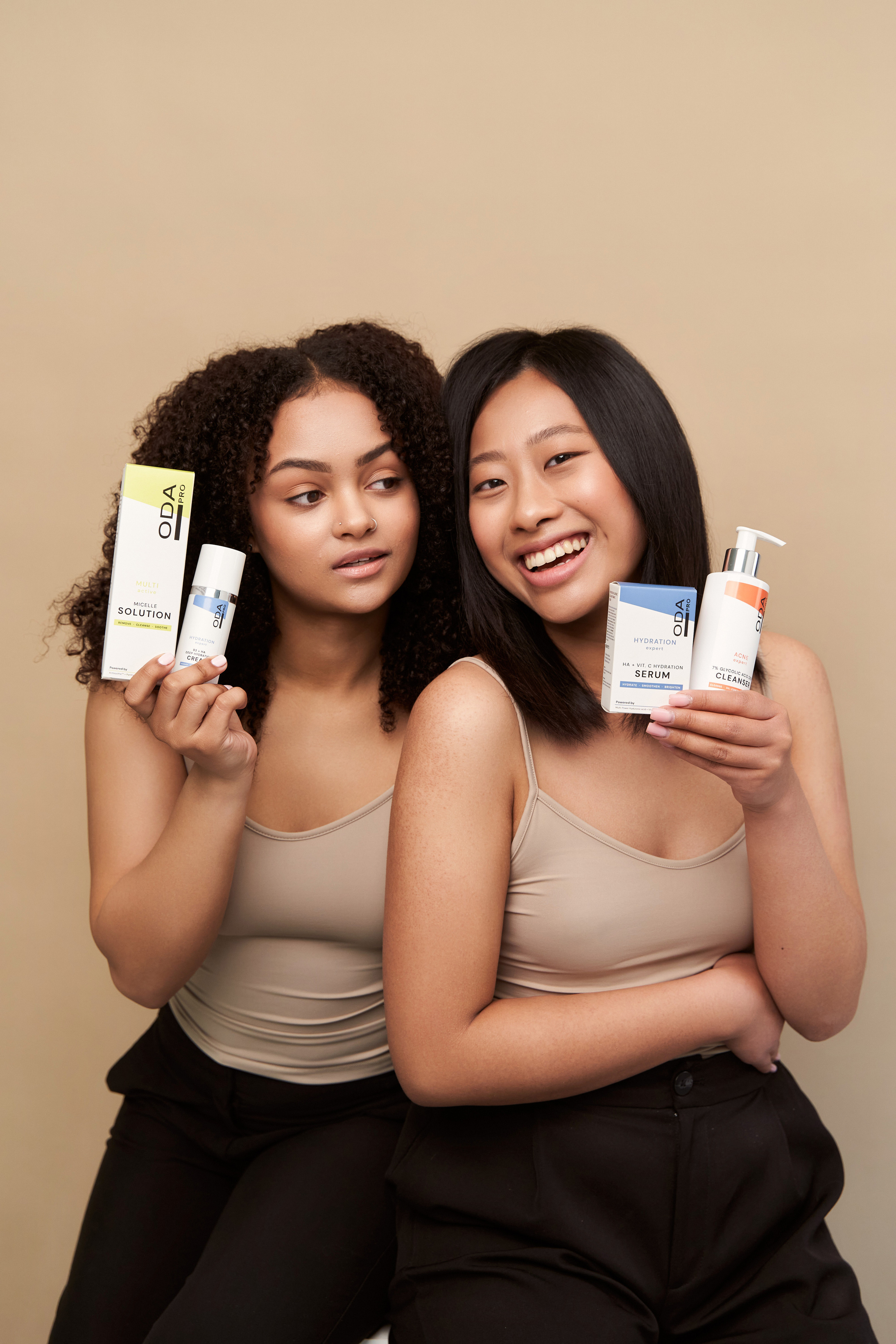 ODA PRO fotosesija studijoje. Fotografas Jevgenijus Misevič — misevicphoto.com