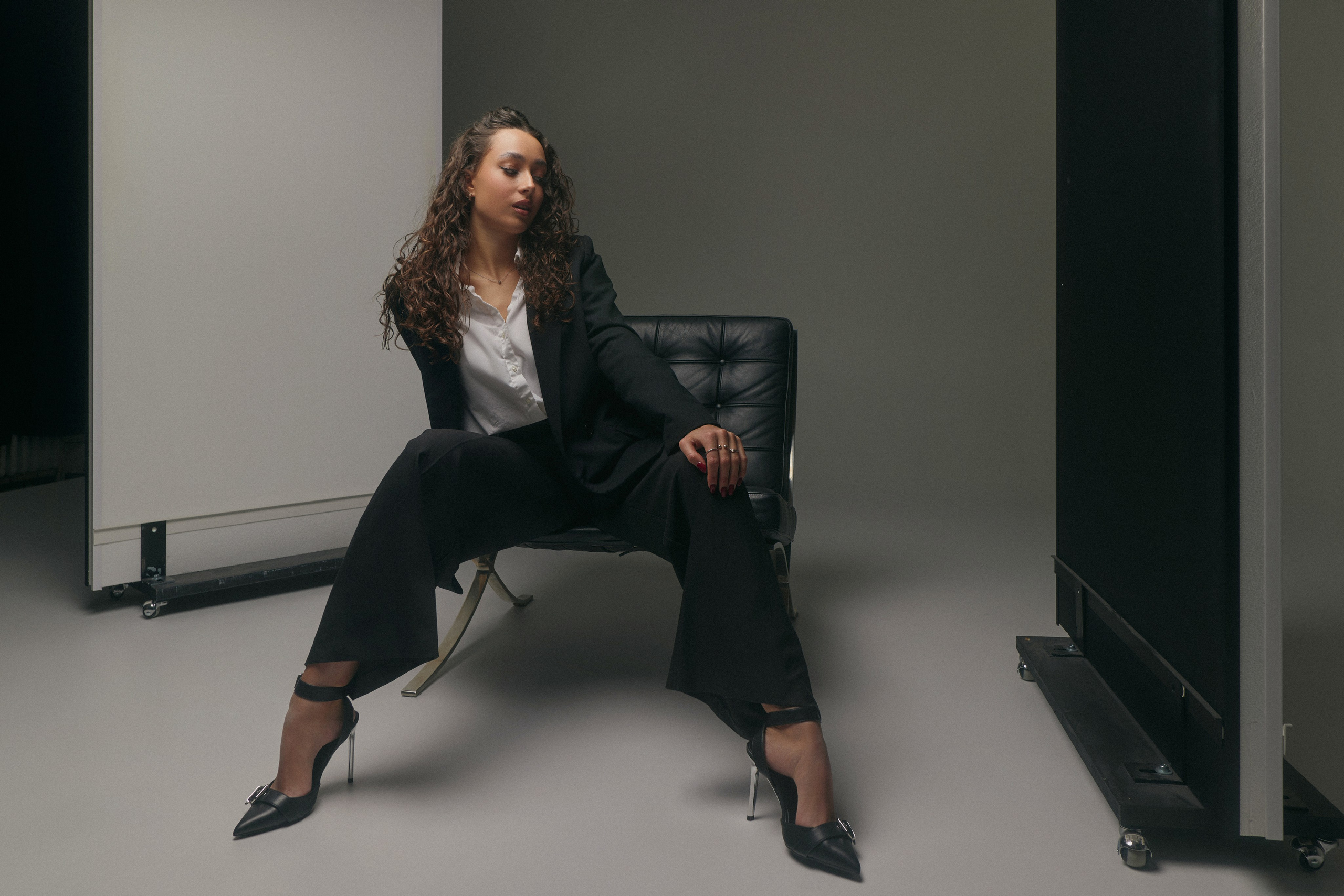 Profesionalus fotografas Vilniuje. Asmeninės ir šeimos fotosesijos, vestuvių, krikštynų bei renginių fotografavimas, produktų fotografija