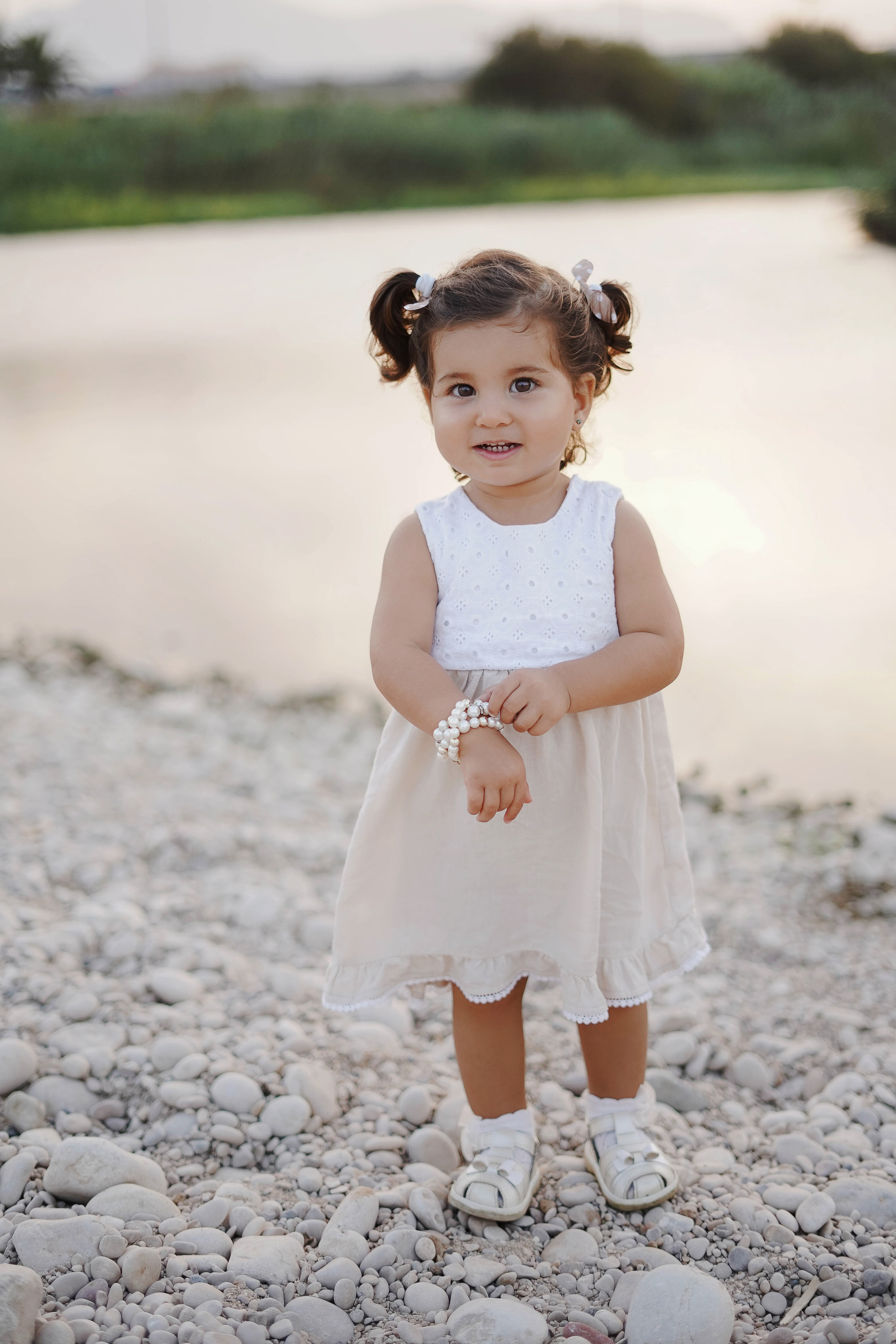 Familia en la playa. Fotografo familiar, bodas, reportaje Diana Memetova Alicante, Benidorm
