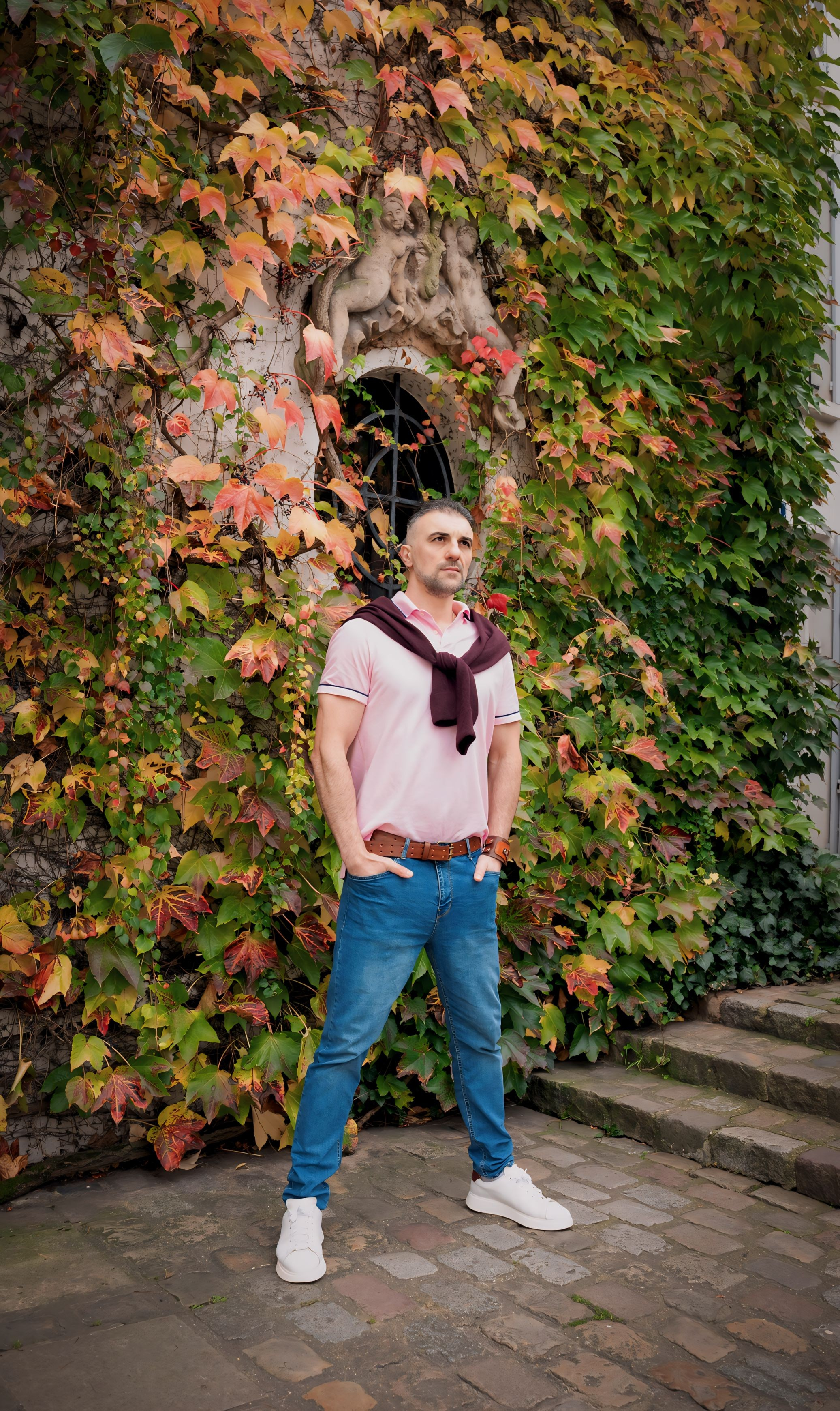 Street photoshoot in Paris. Alina Tagzieva- a photograper in Paris