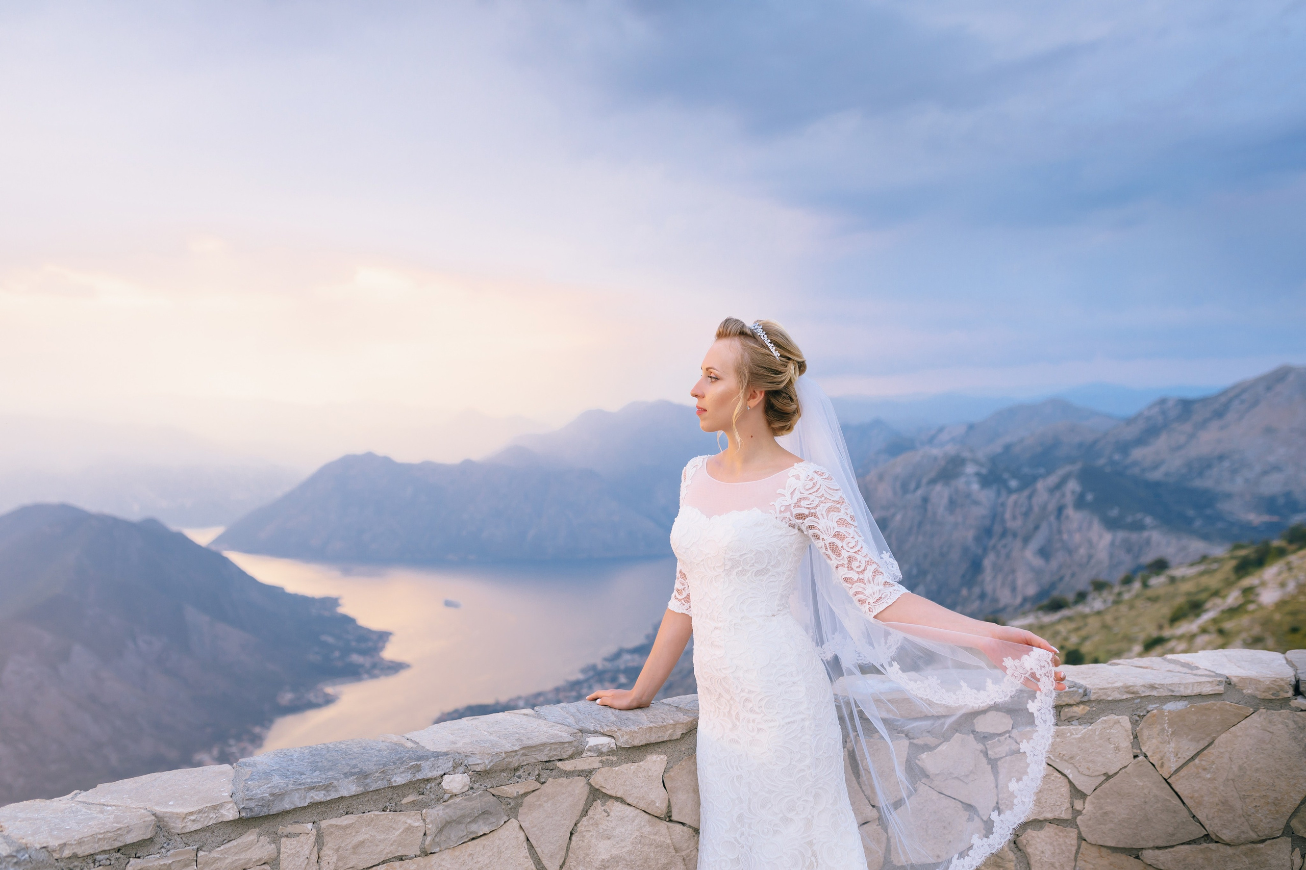 Wedding makeup artist hairdresser in Montenegro. Makeup artist and hairdresser in Montenegro Nadia Lia