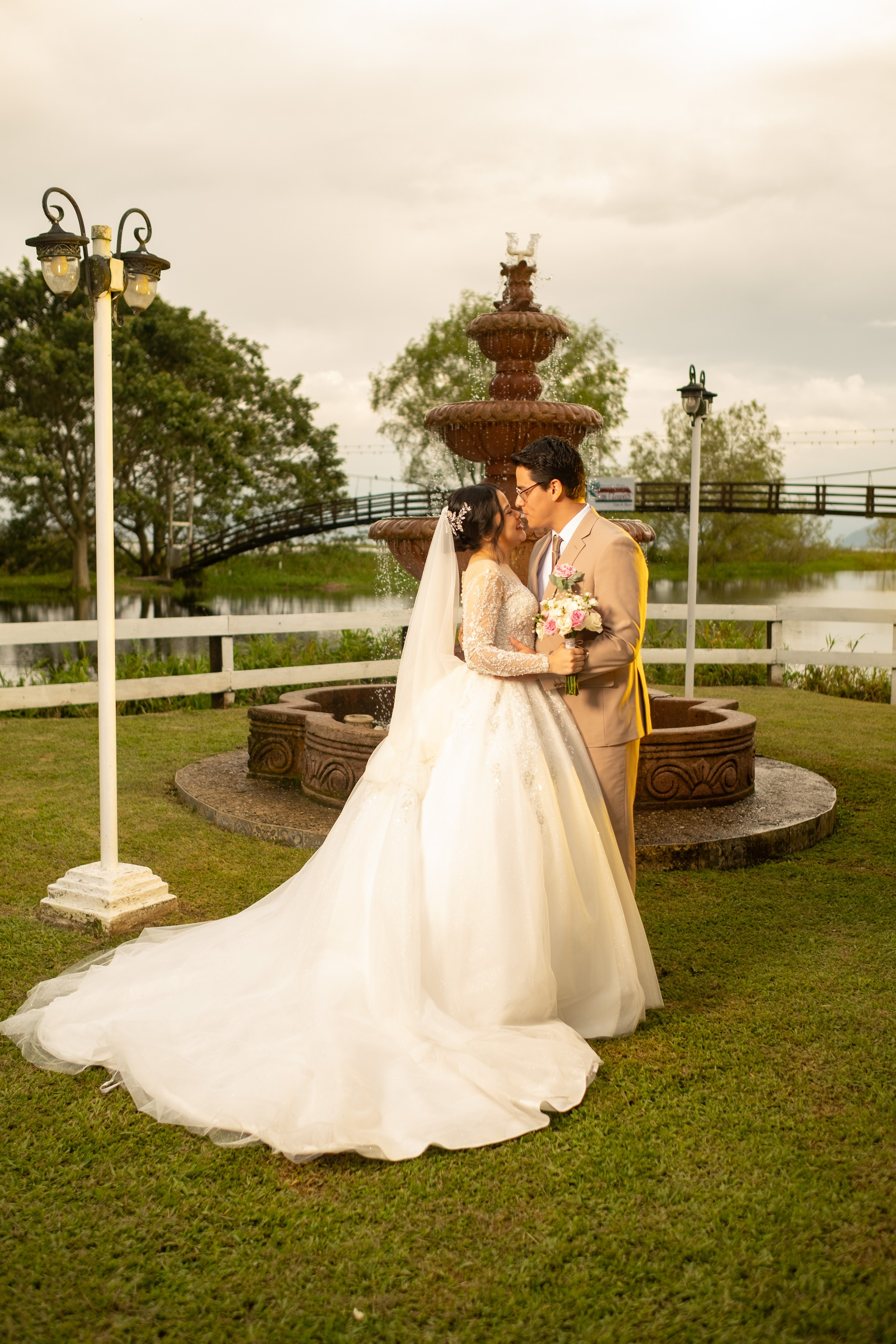 Abi & Gio. Daniel Brand | Fotografía de Bodas y Comercial en Honduras