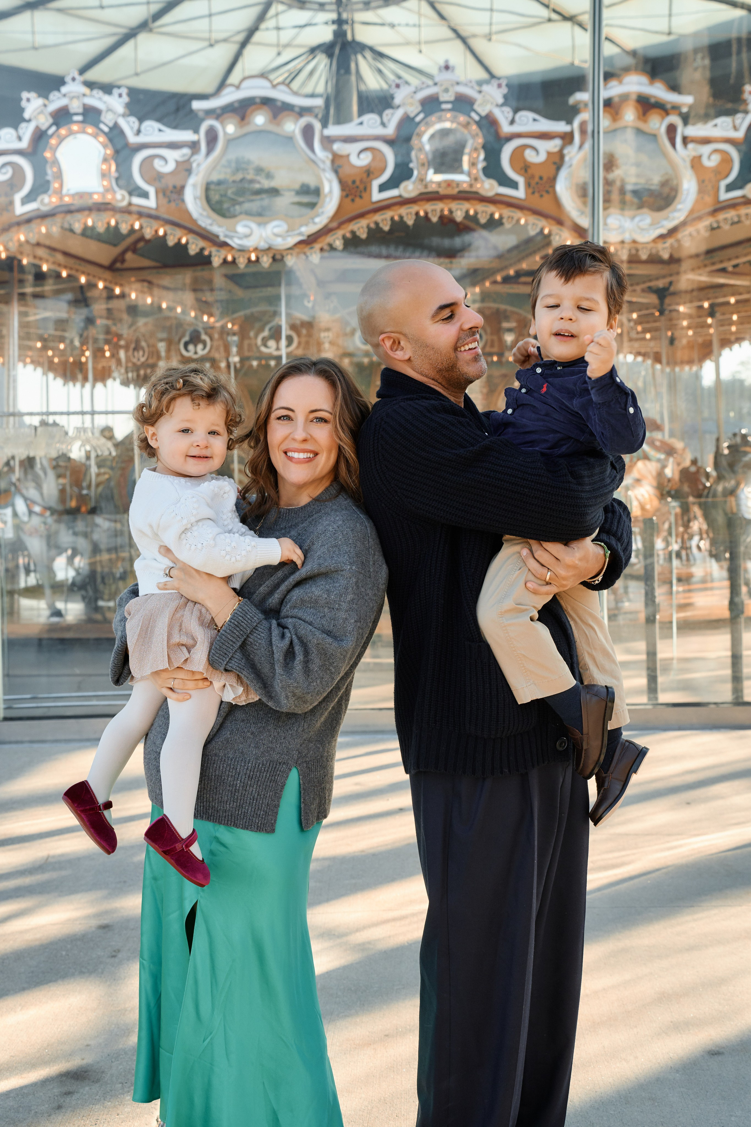 Family photo service New York / Experienced photographer. Professional Wedding and event photographer USA New York