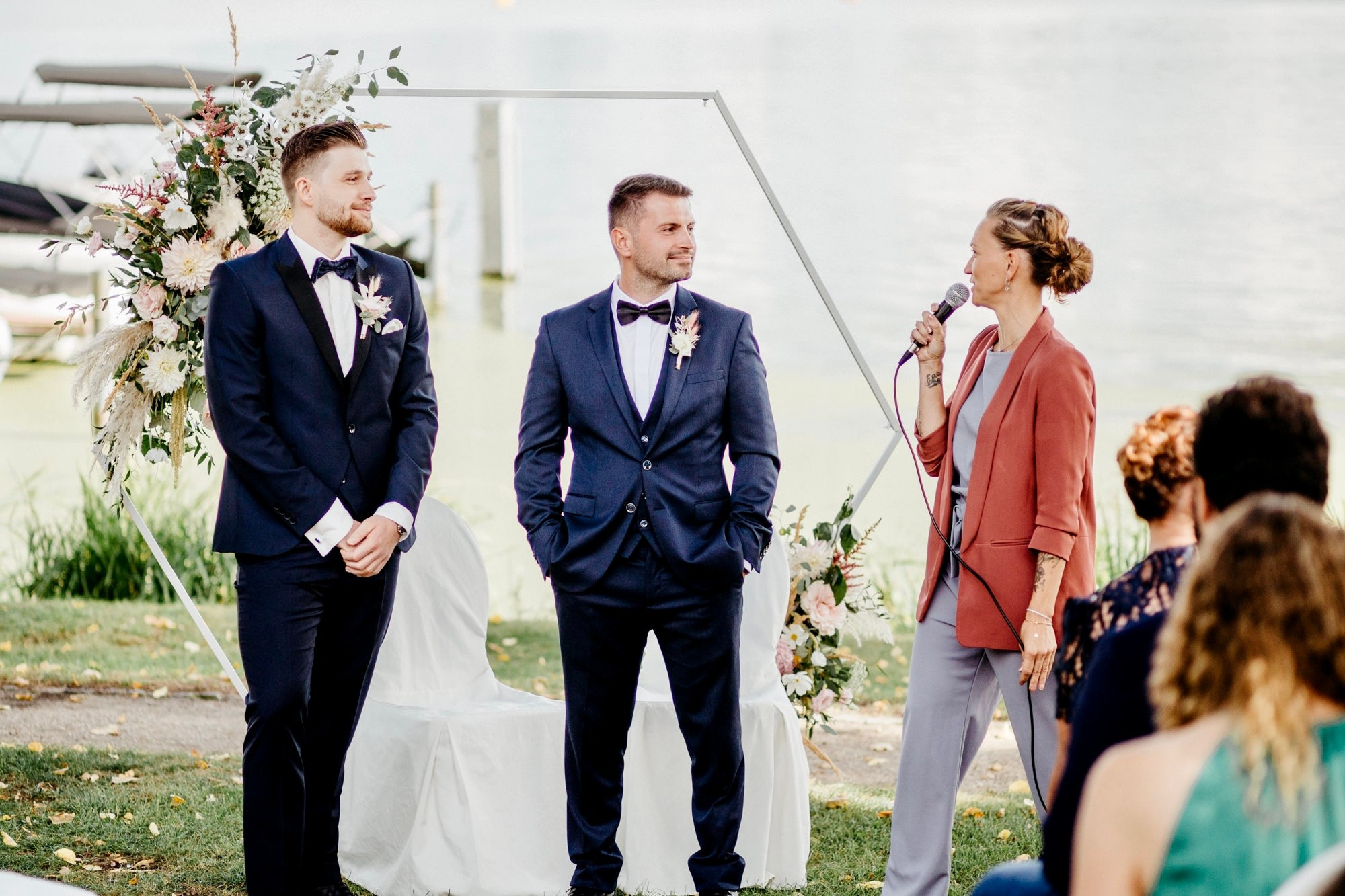 Hochzeit im malerischen Dämeritzseehotel. Hochzeitsfotografie in Berlin Nataliia Schütze