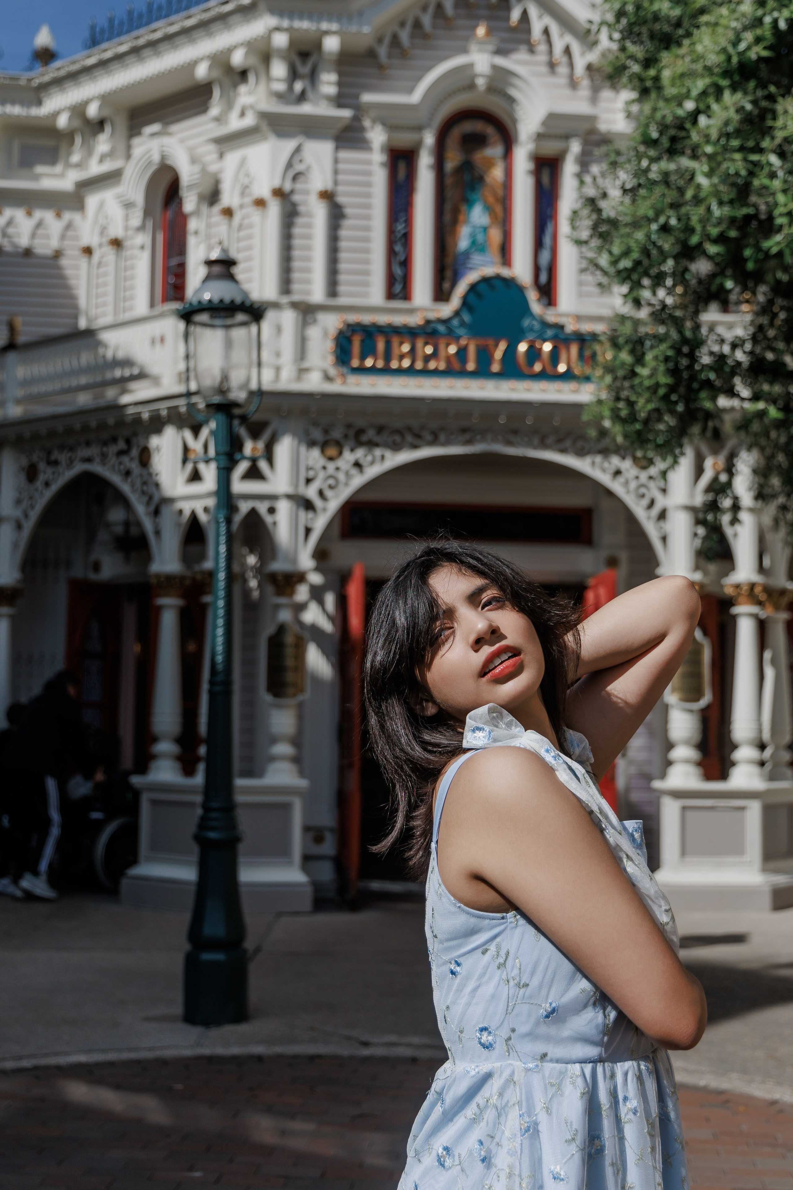 Magical Solo Photoshoot in Disneyland: Photos & Reels. Photographe à Paris