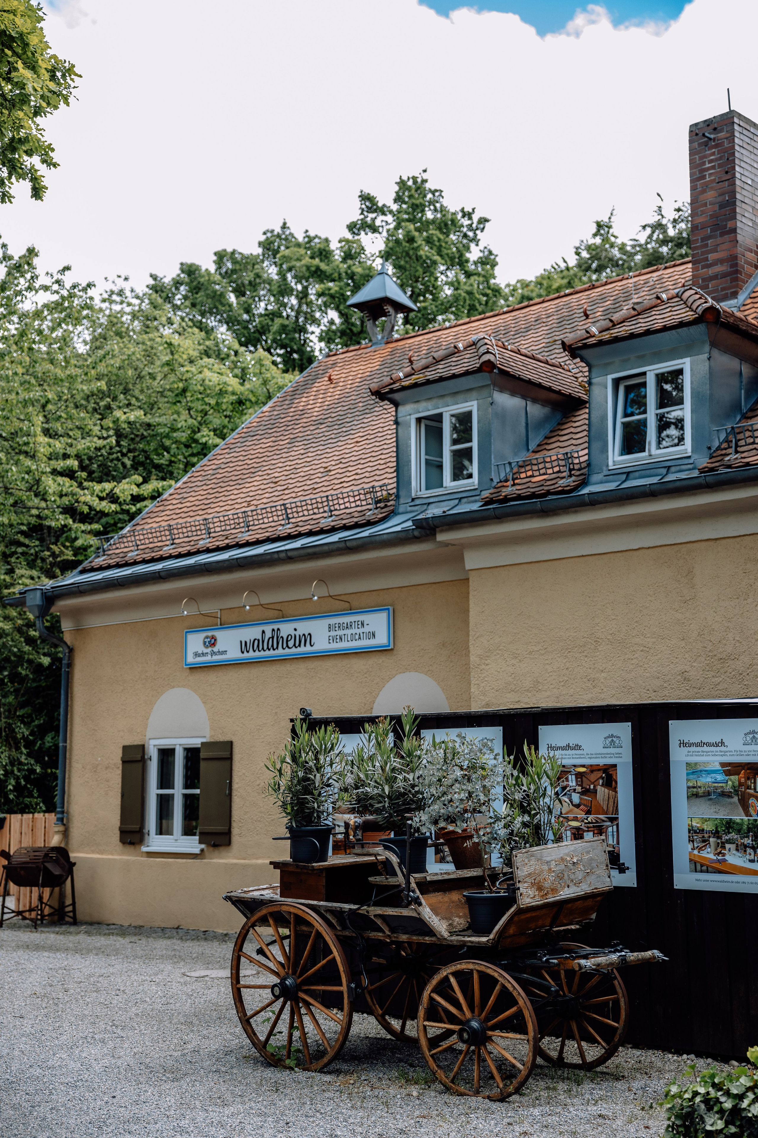 Waldheim Eventlokation. Hochzeitsfotograf München Taufe Familienfotograf Tanja Mauke