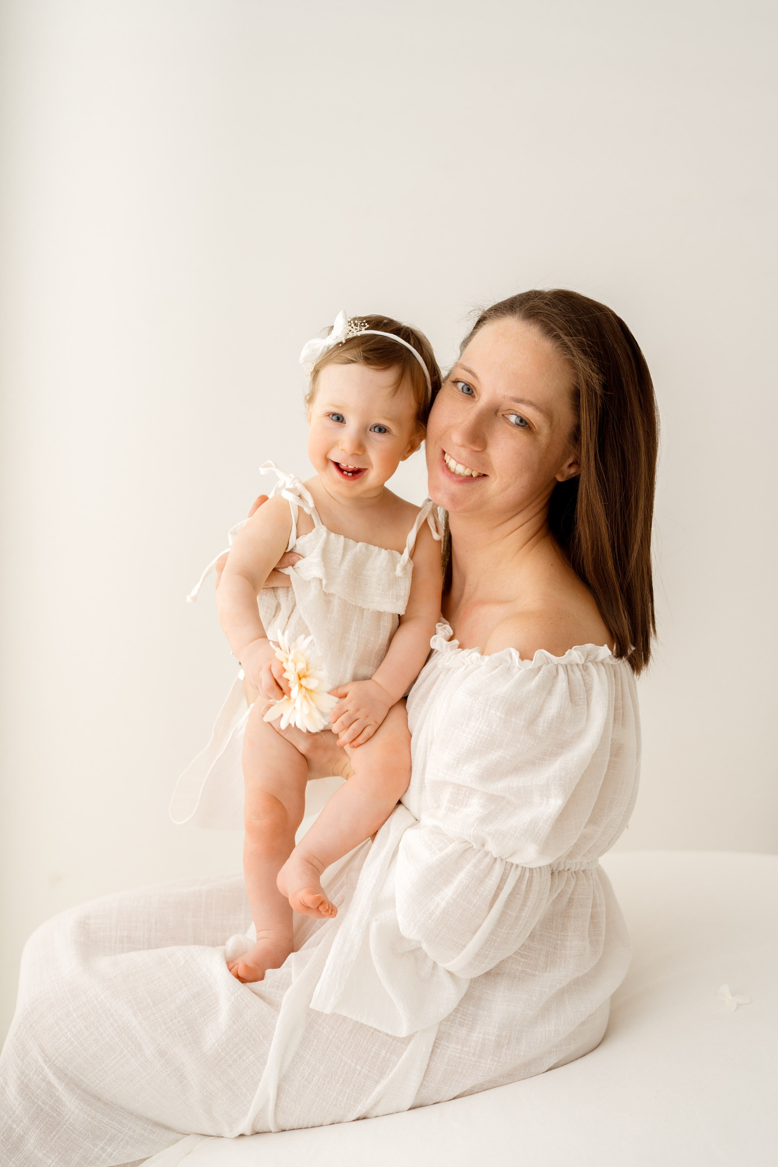 Sesja noworodkowa. Fotograf Łódź - sesja ciążowa, noworodkowa, dziecięca. Studio w Łodzi