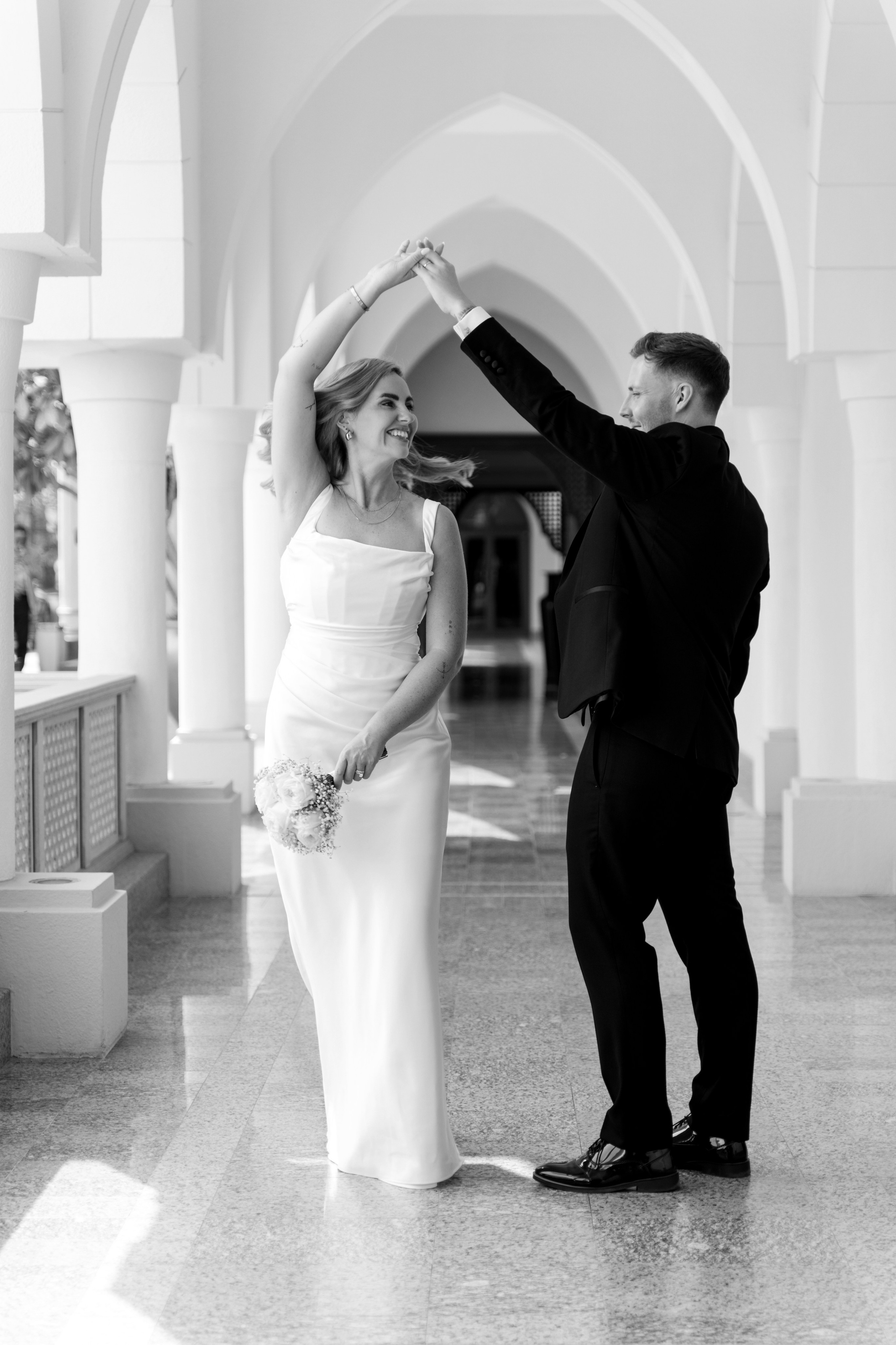 Stylish wedding photoshoot in Abu Dhabi