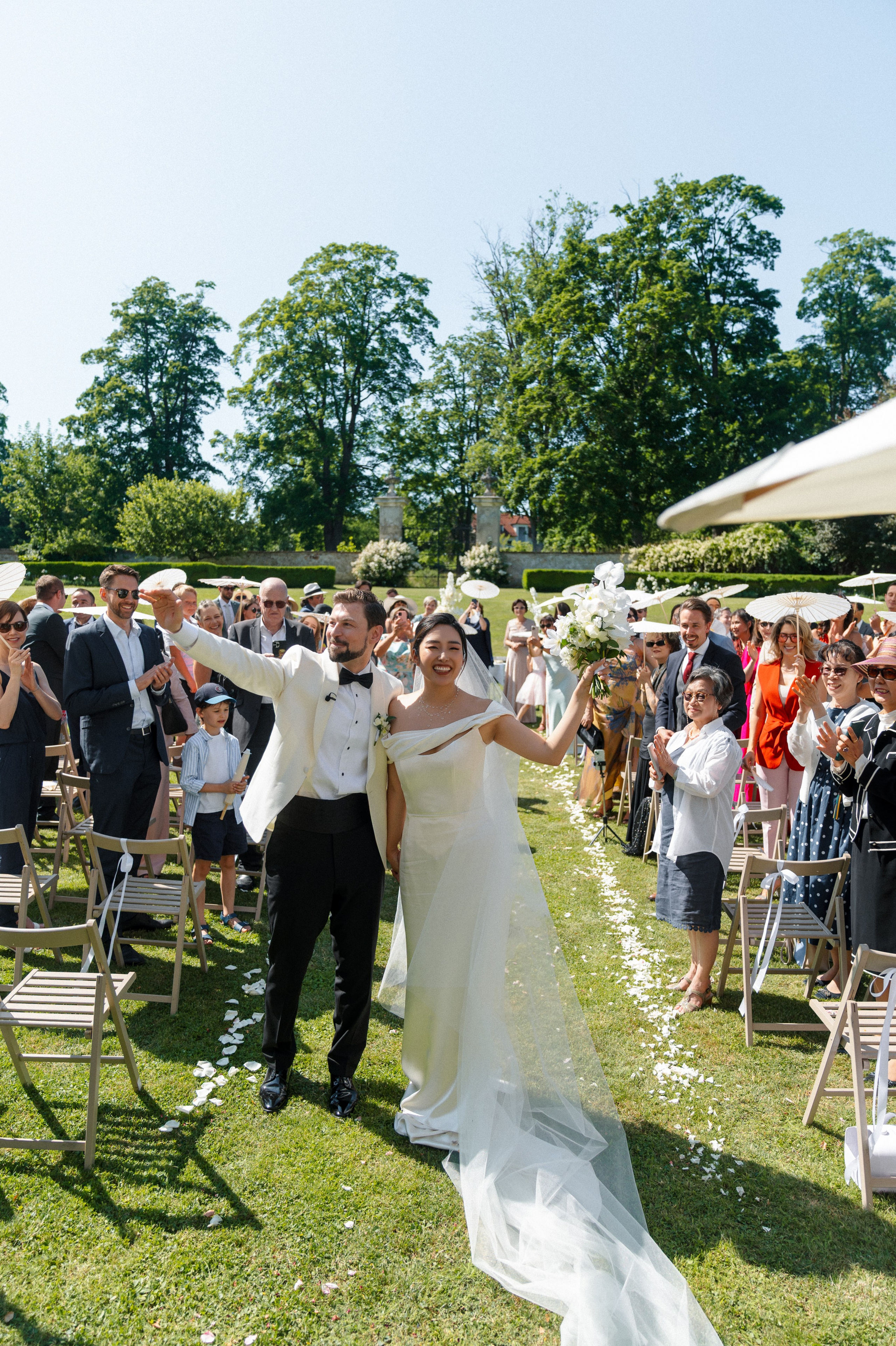 Susan & George · Wedding at Schloss Walpersdorf. Raw Studio: Capturing Elegant weddings accross Europe