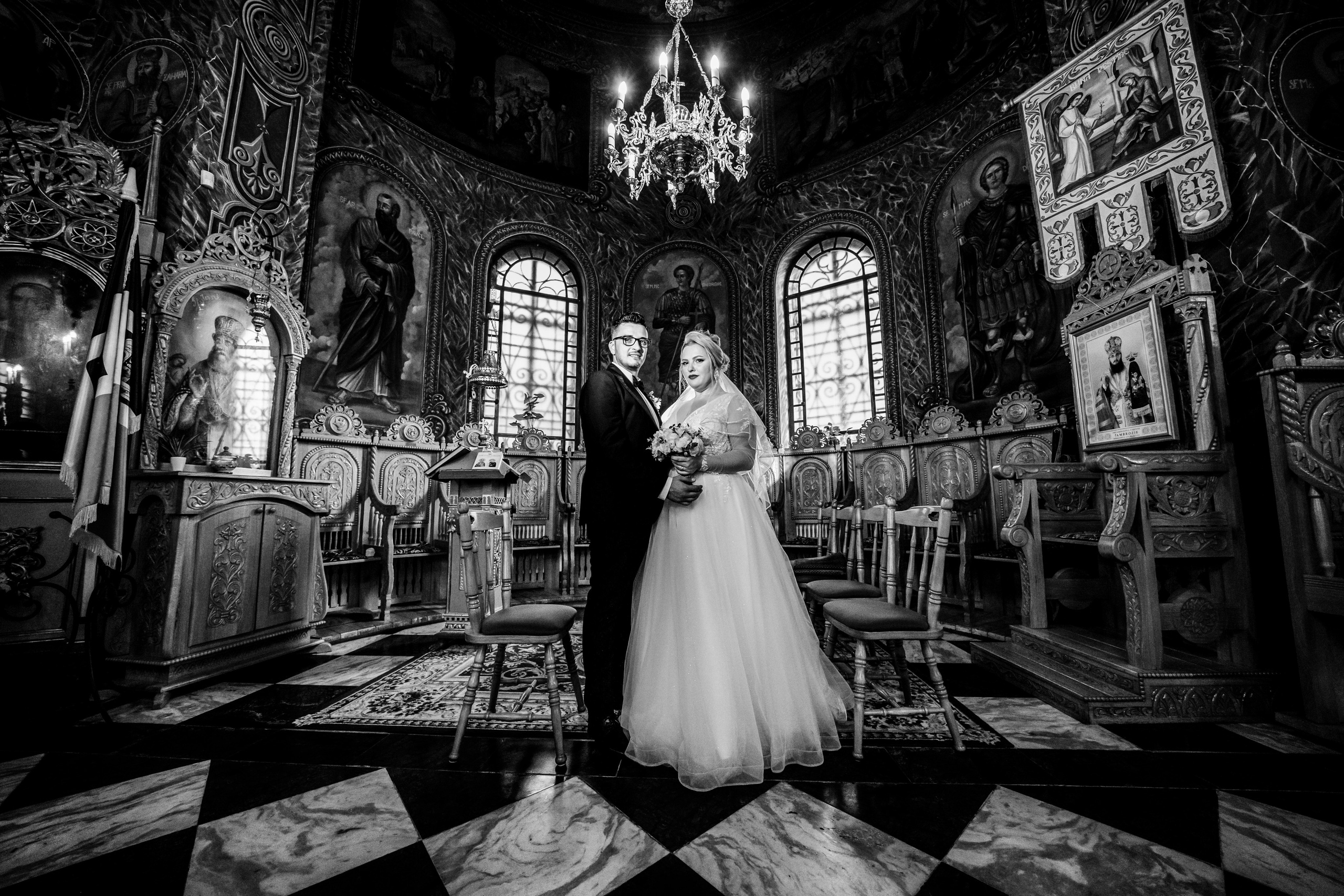 Laura & Bogdan. Acasă