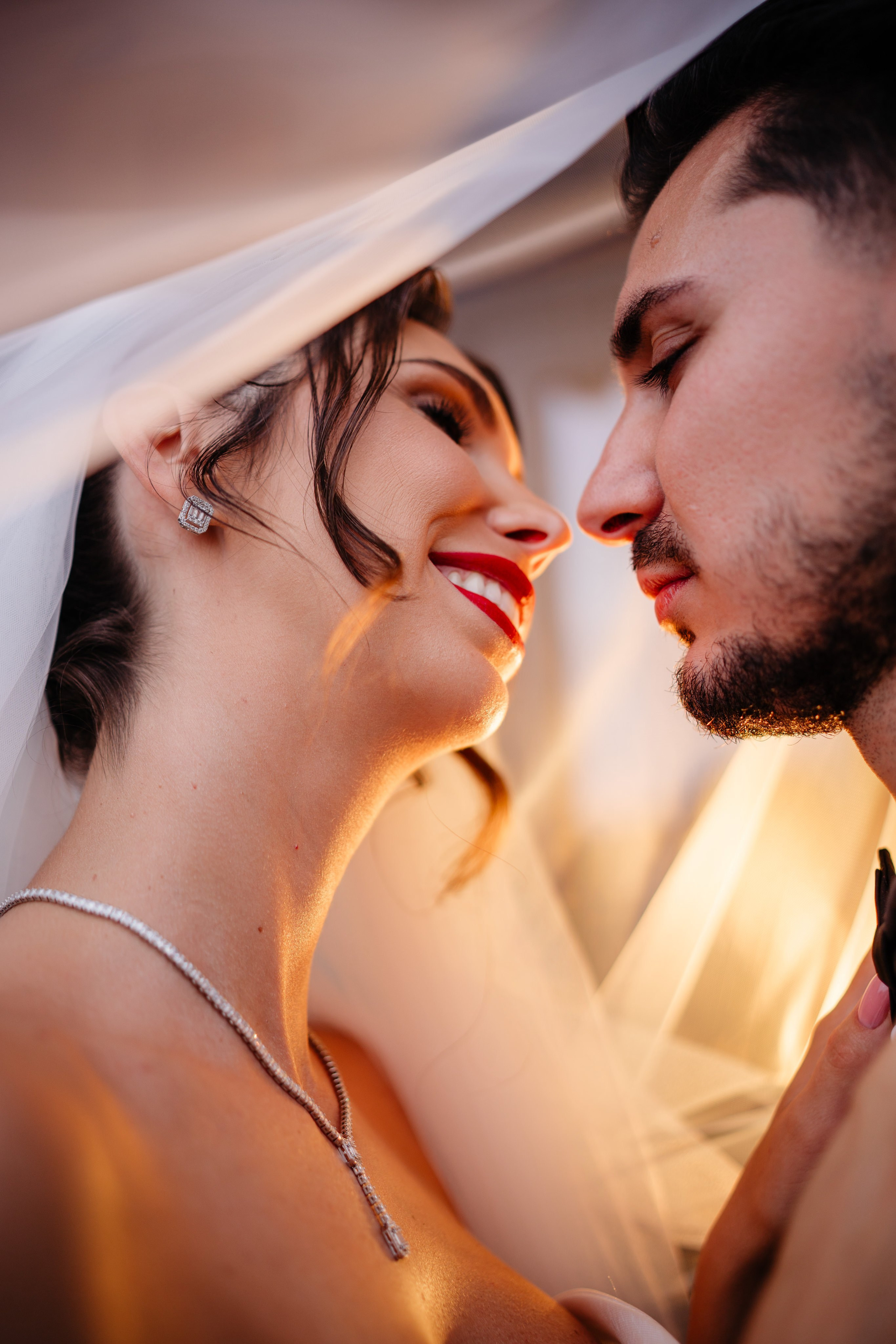 Povestea de nuntă a lui Anca și Dragoș în Bacău | Fotografie de Eveniment. Raw Studio. Fotograful tau de nunta!