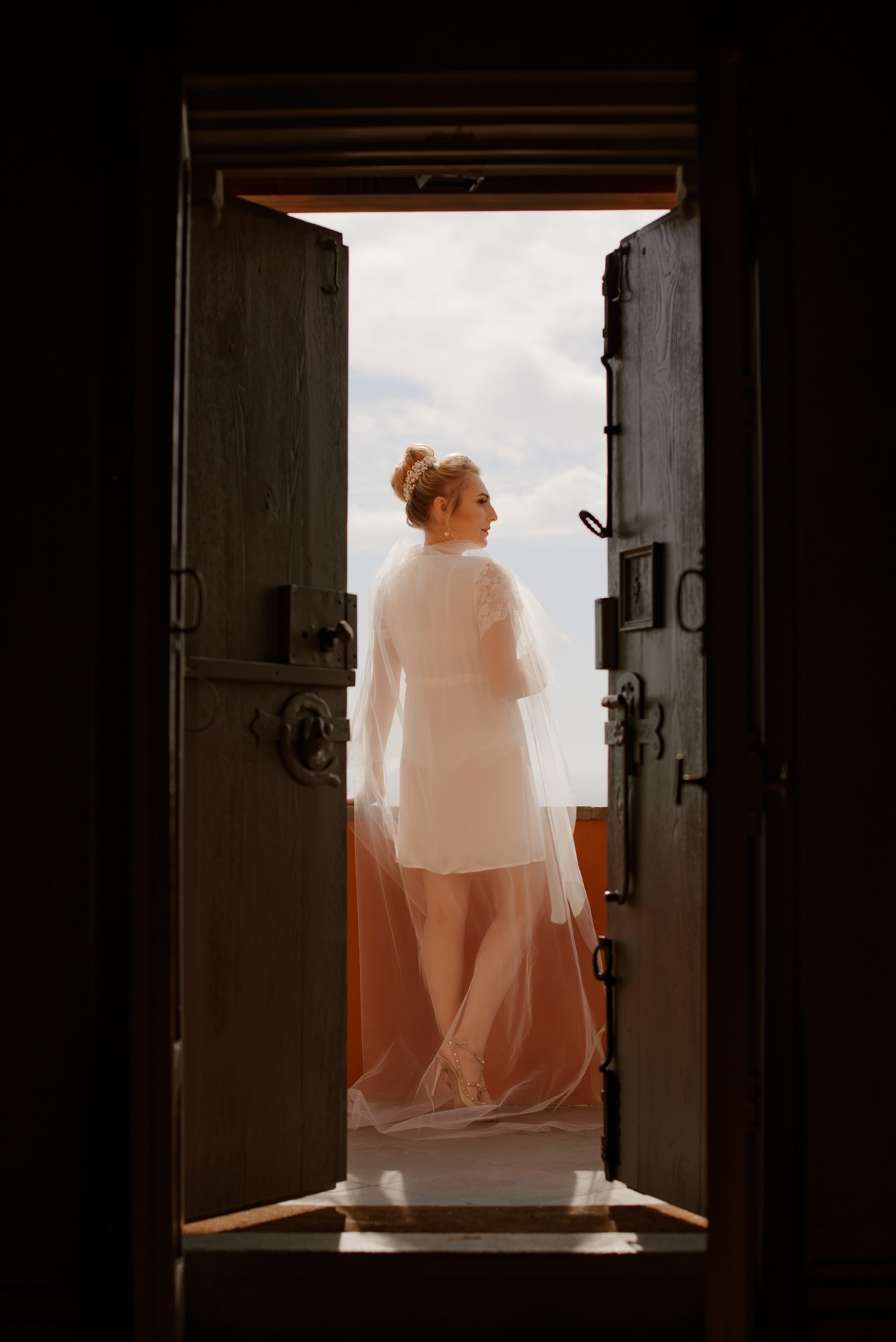 Bride getting ready for elopement in Florence Tuscany